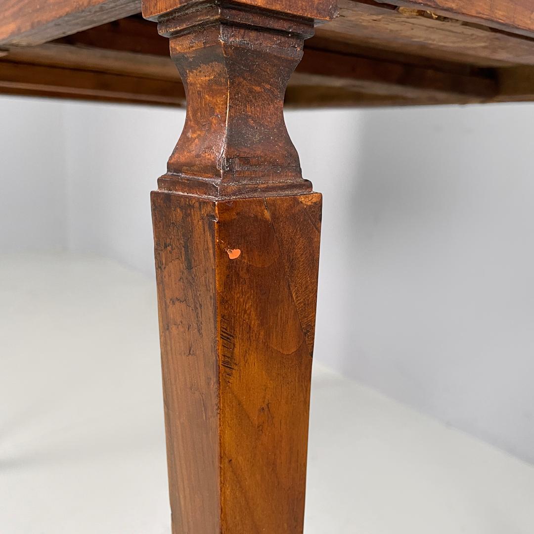 Table d'écriture italienne ancienne en bois avec fermeture et clé en laiton, années 1700 en vente 14