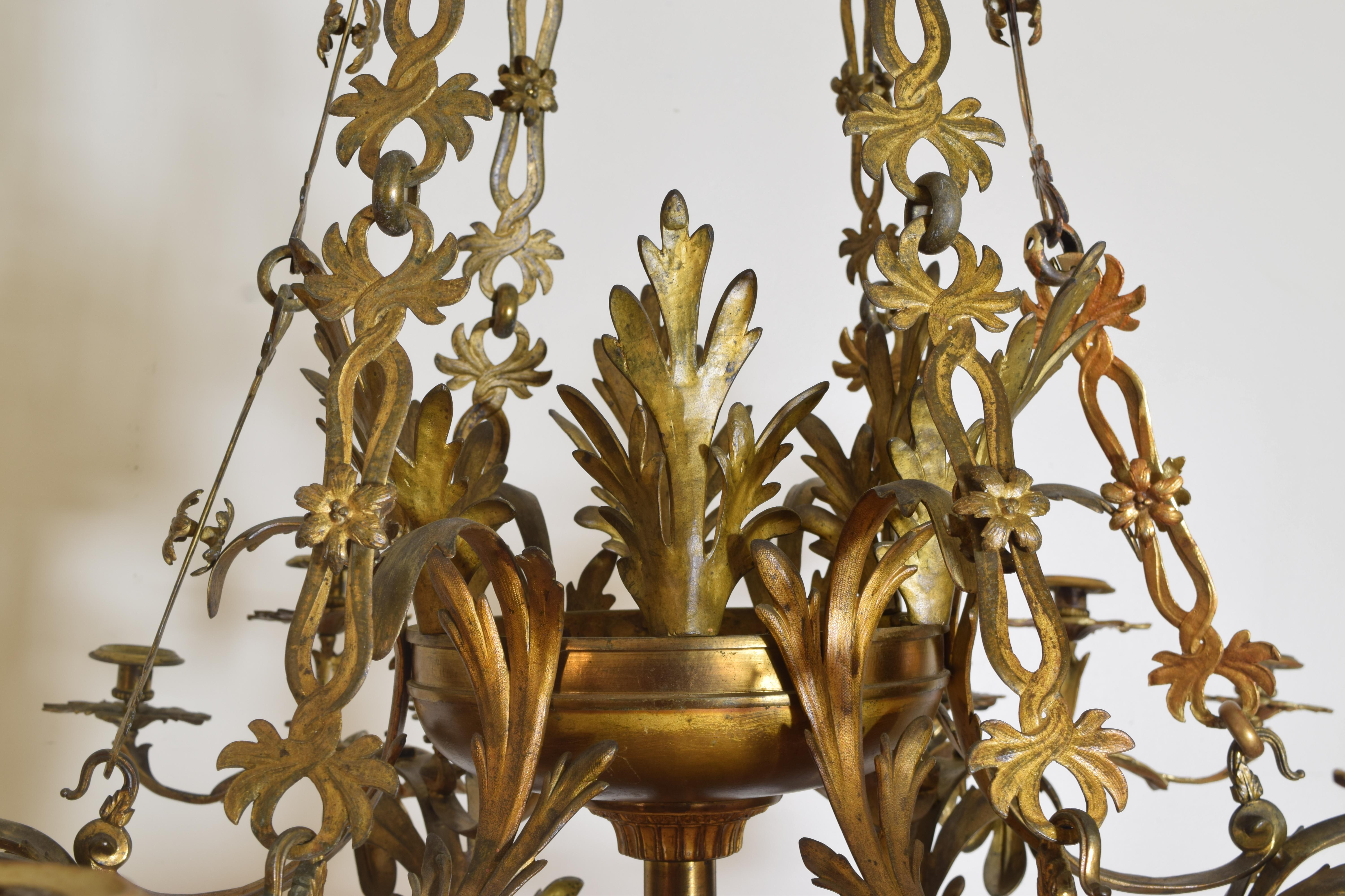 Italian, Apulia, Late Neoclassical Cast and Gilt Brass 30-Light Chandelier 3