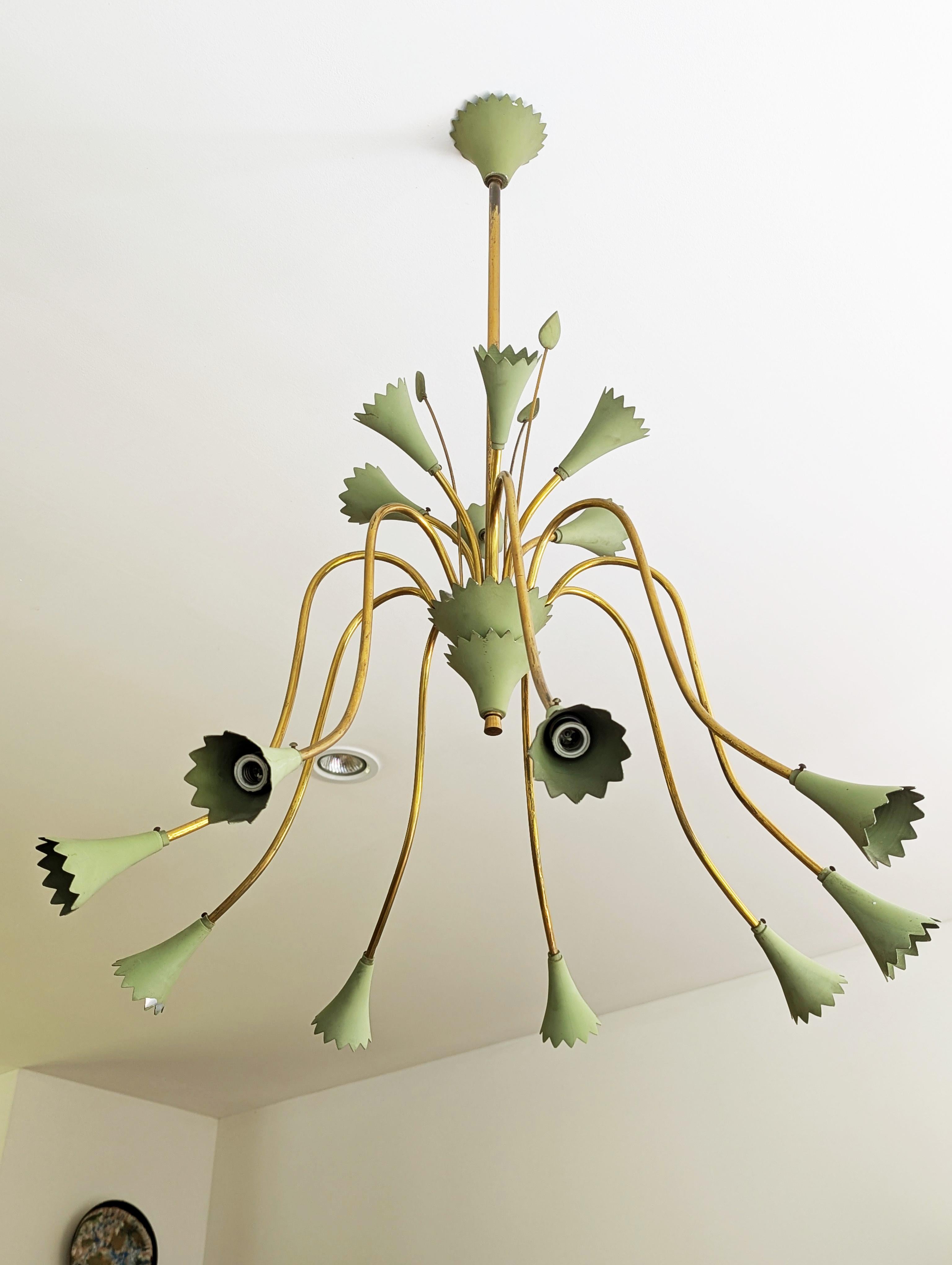 Lustre italien à 15 lumières en aigue-marine et laiton The Modernity en vente 2