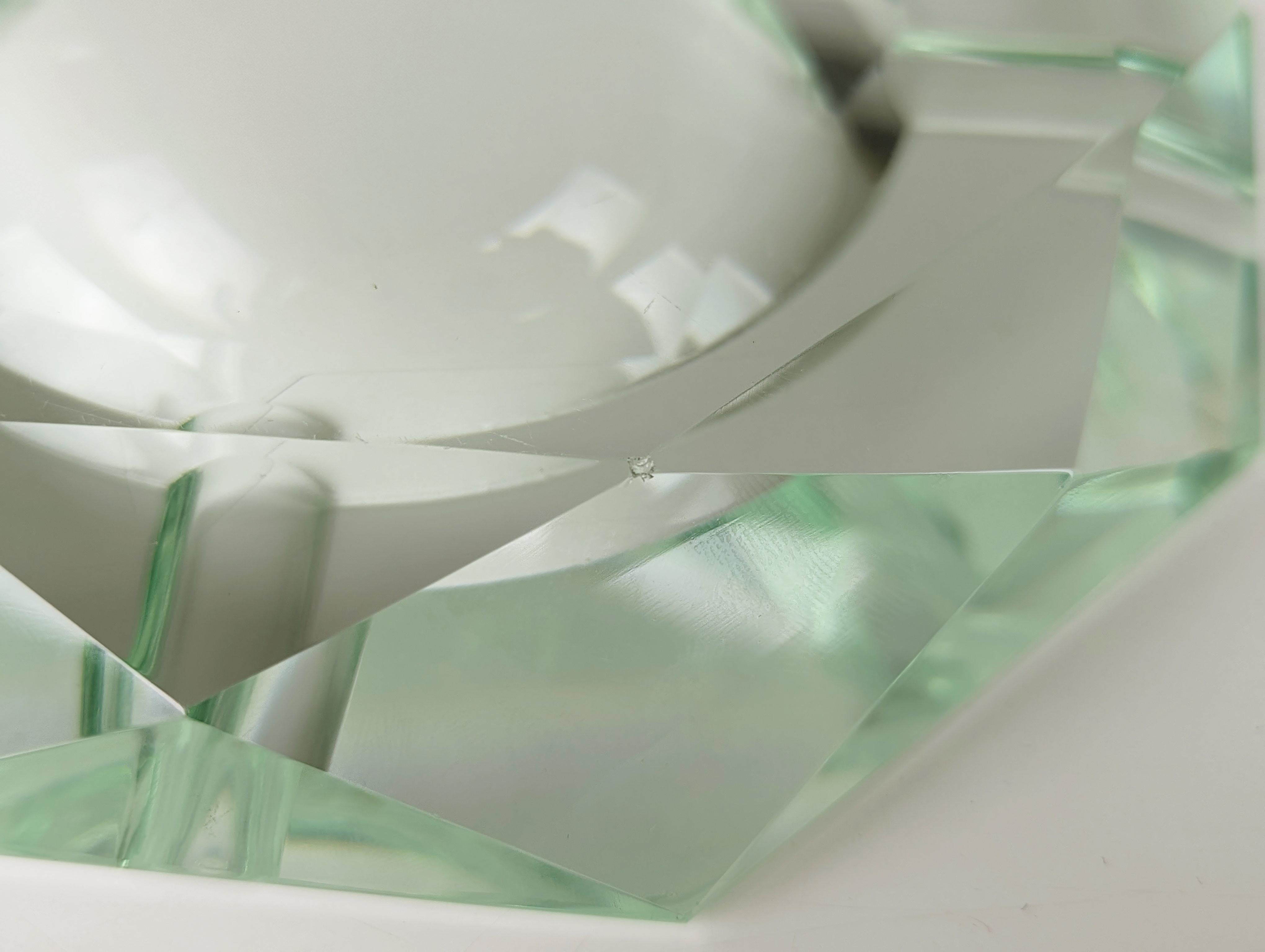 Italian aquamarine faceted glass ashtray in the manner of Fontana Arte, 1960s In Good Condition For Sale In Varese, Lombardia