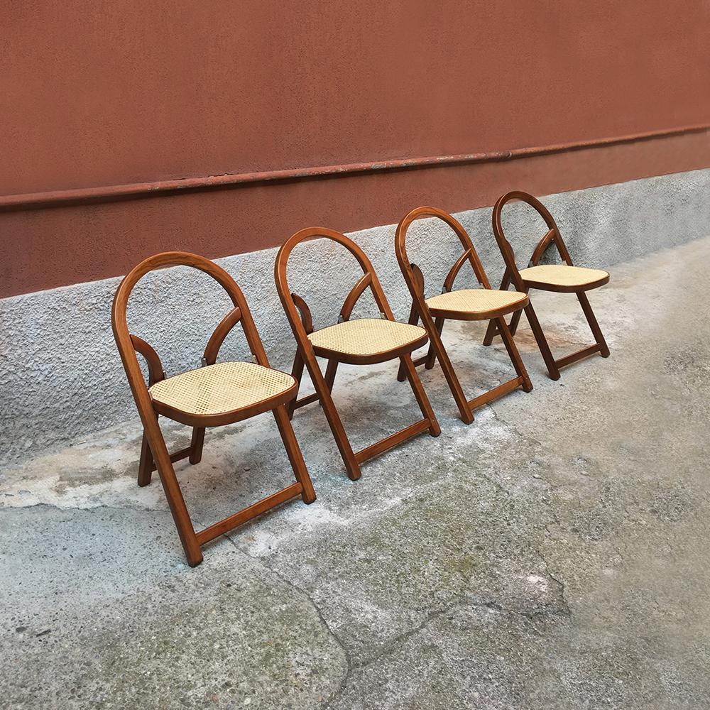 Italian Arca folding chairs by Gigi Sabadin for Crassevig in the 1970s
Arca folding chair with structure in steam-bent solid ashwood, seat in Vienna straw.
Designed by Gigi Sabadin for Crassevig in the 1970s, now out of production and featured in