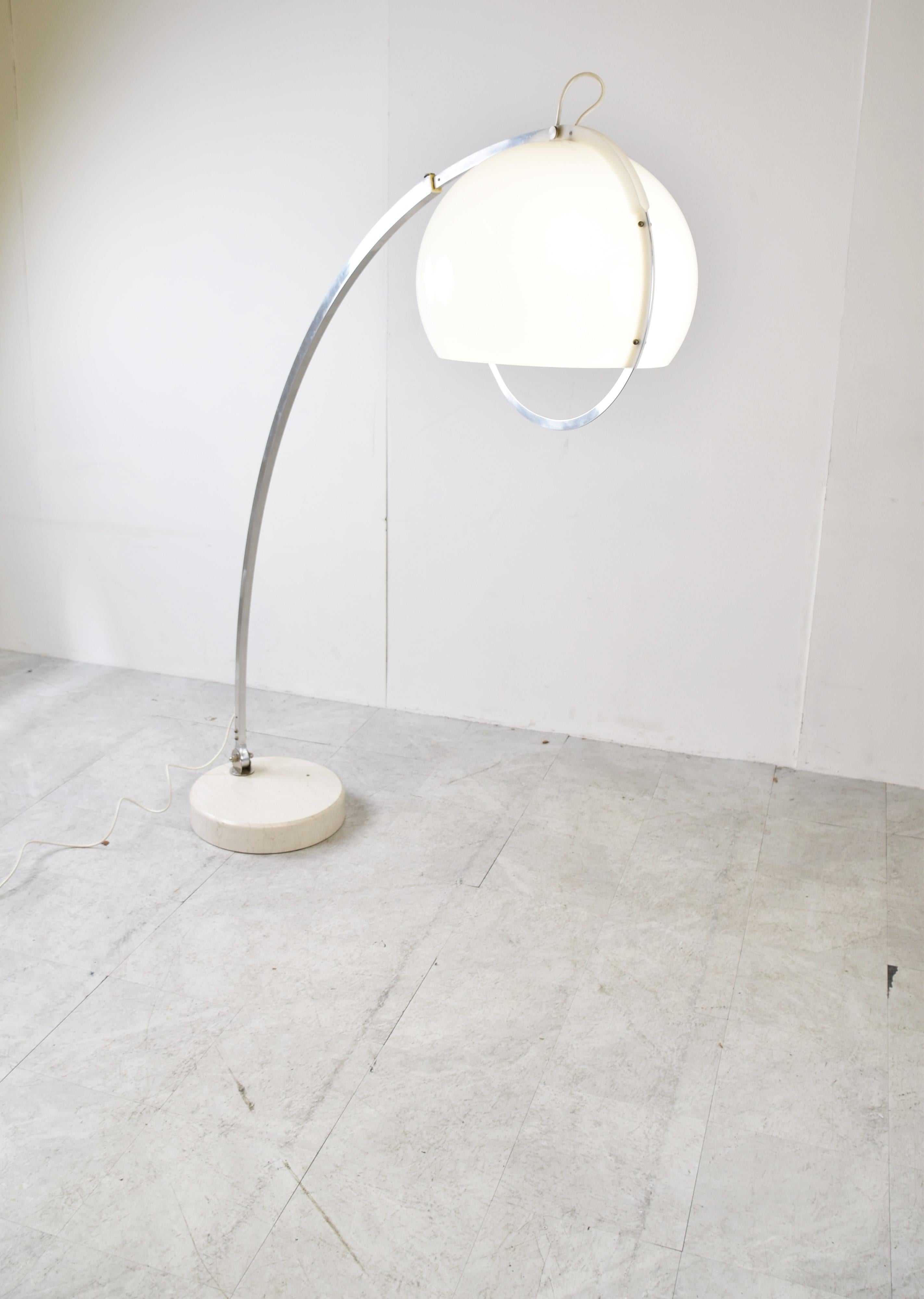Italian Arch Lamp from Guzzini, 1970s In Good Condition In HEVERLEE, BE