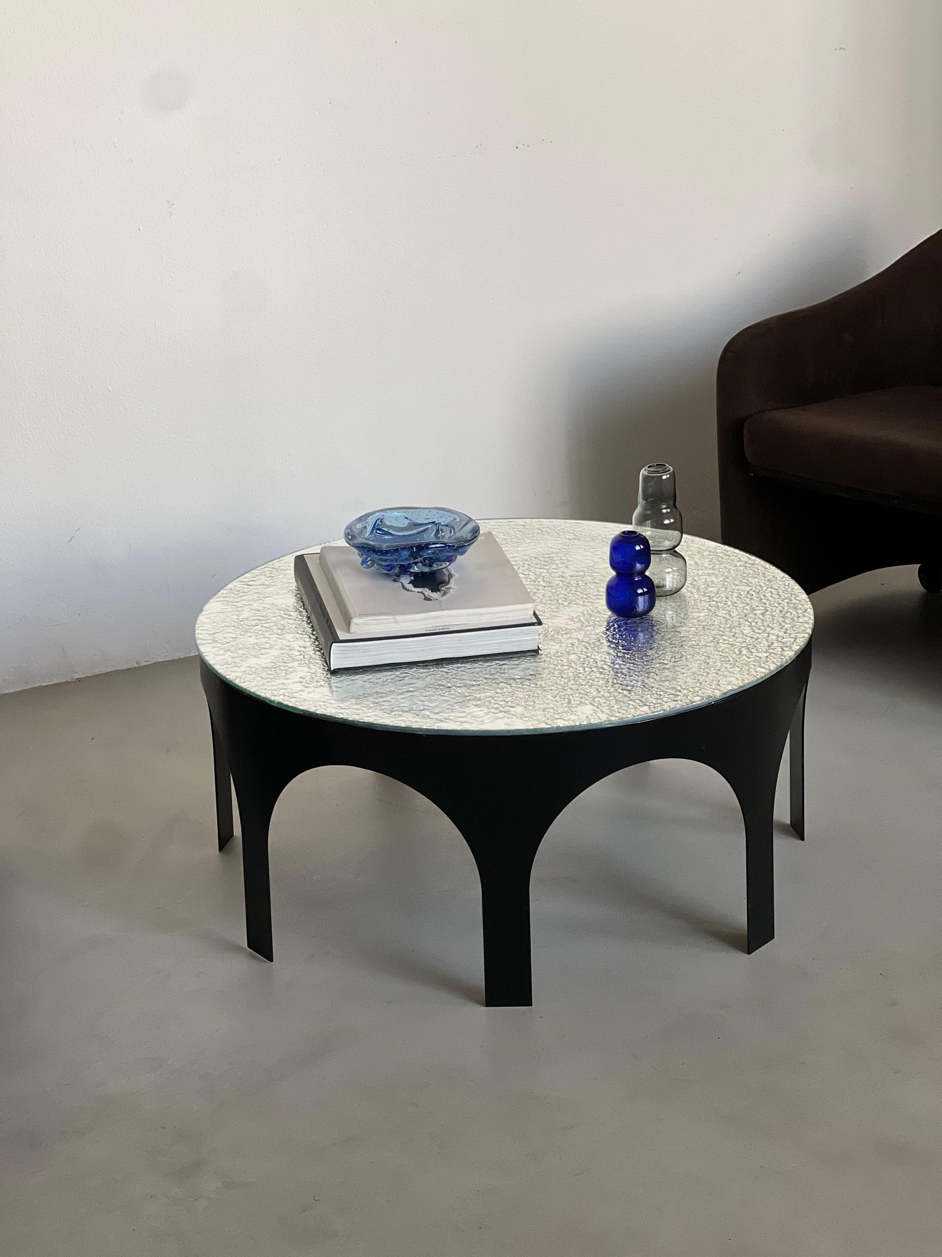 Table basse Arches « Palladium » de Spinzi Milano en métal et verre, unique en vente 11