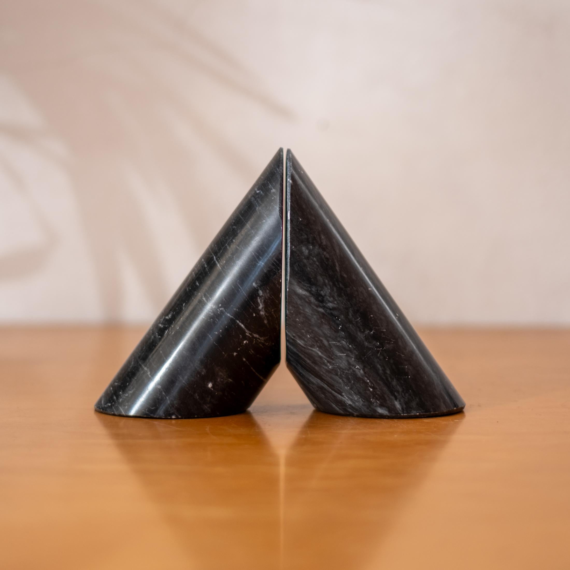 Italian Architectural Black Marble Bookends 1970s For Sale 5