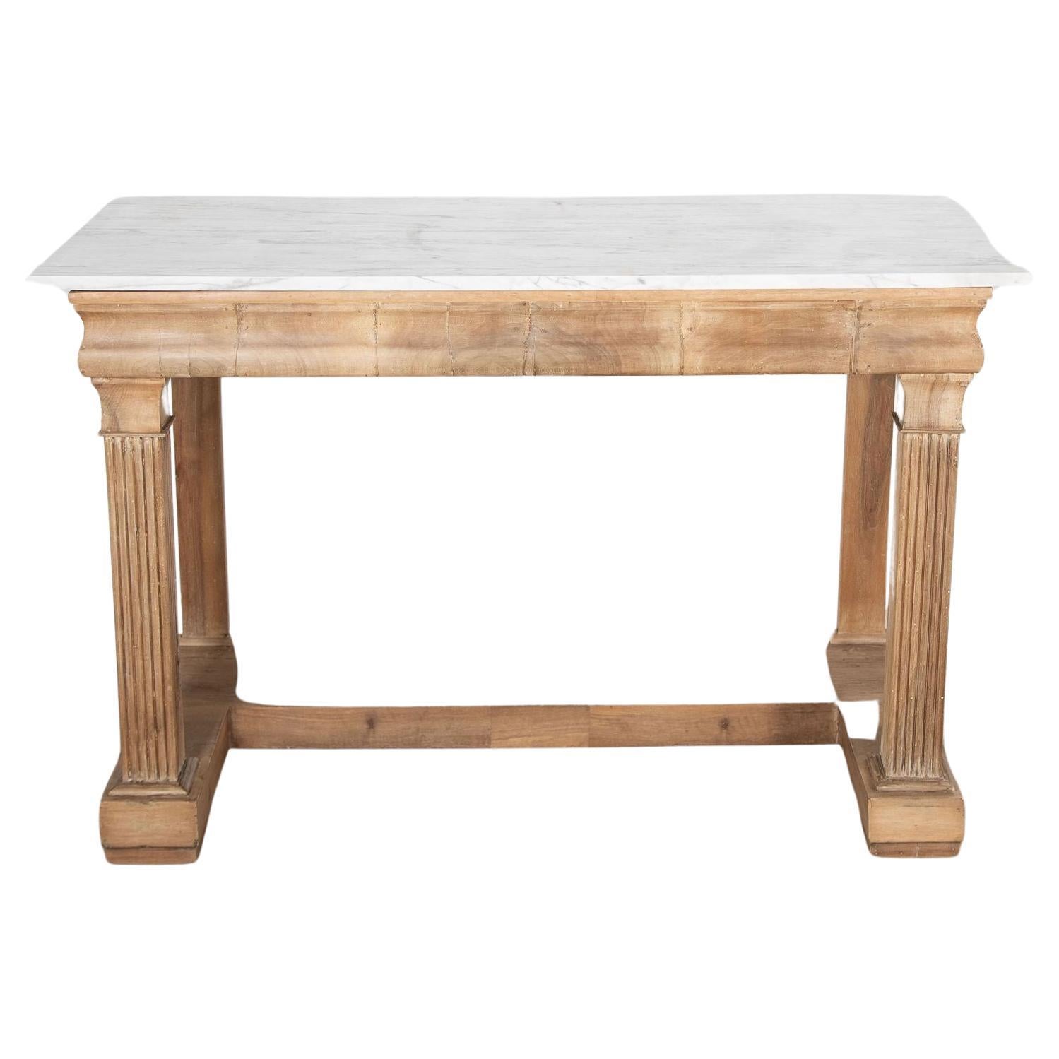 Table console en noyer blanchi d'architecture italienne en vente
