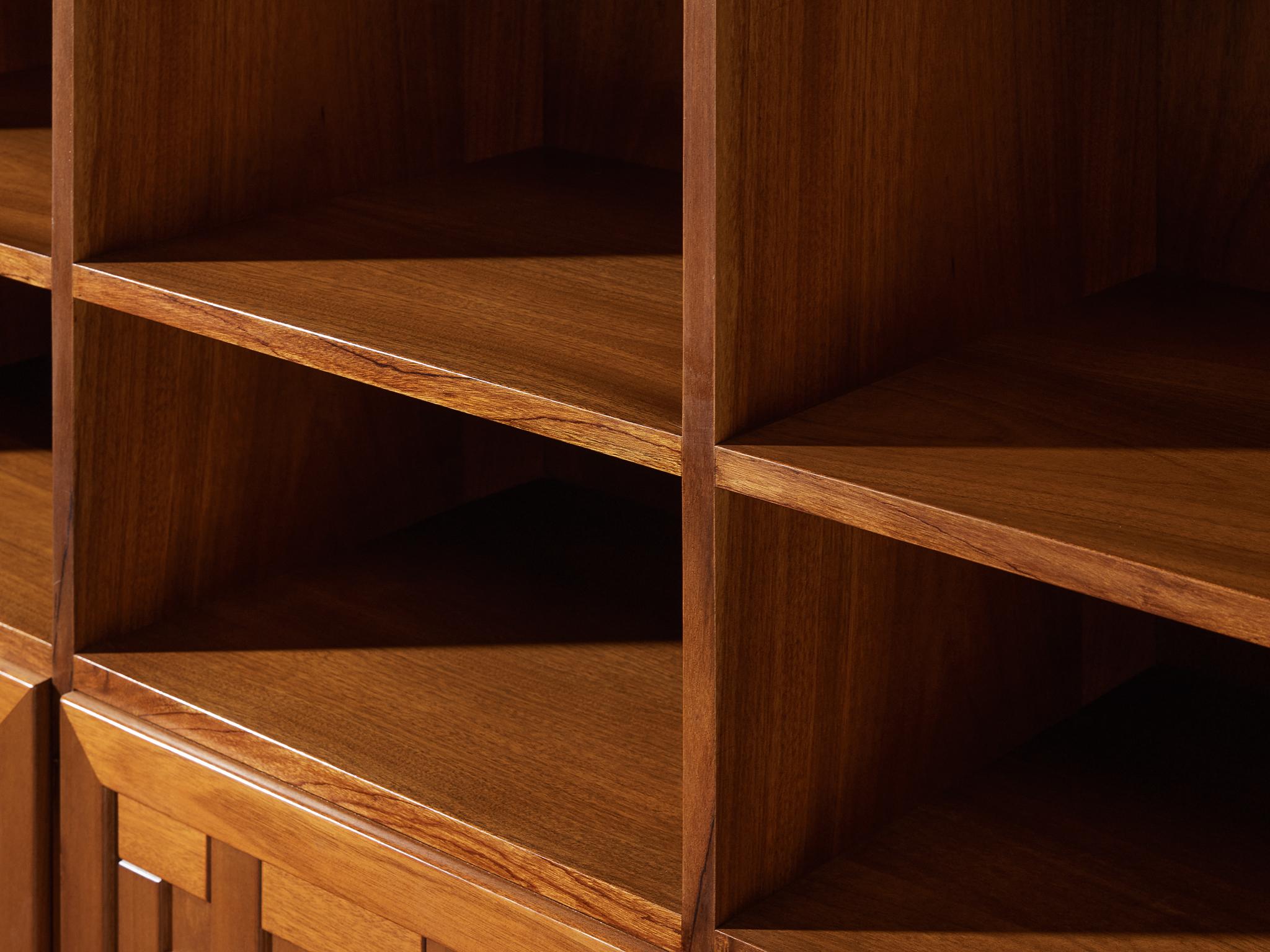 Italian Architectural Grid-Structured Higboard or Bookcase in Walnut For Sale 4