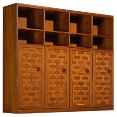 Higboard o librería italiana de estructura reticular en nogal