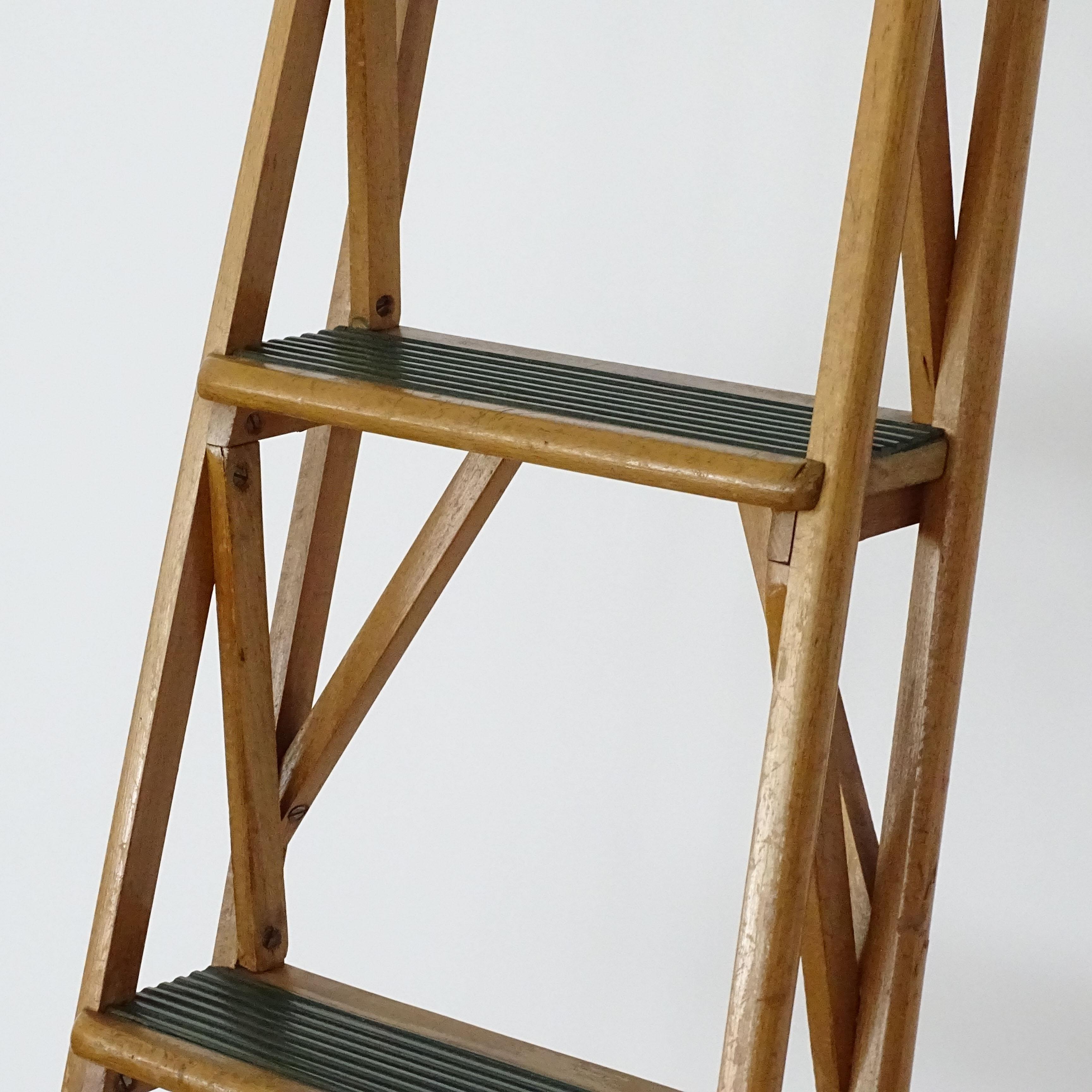 Mid-Century Modern Italian Architectural Library Ladder Attributed to Franco Albini, 1950s