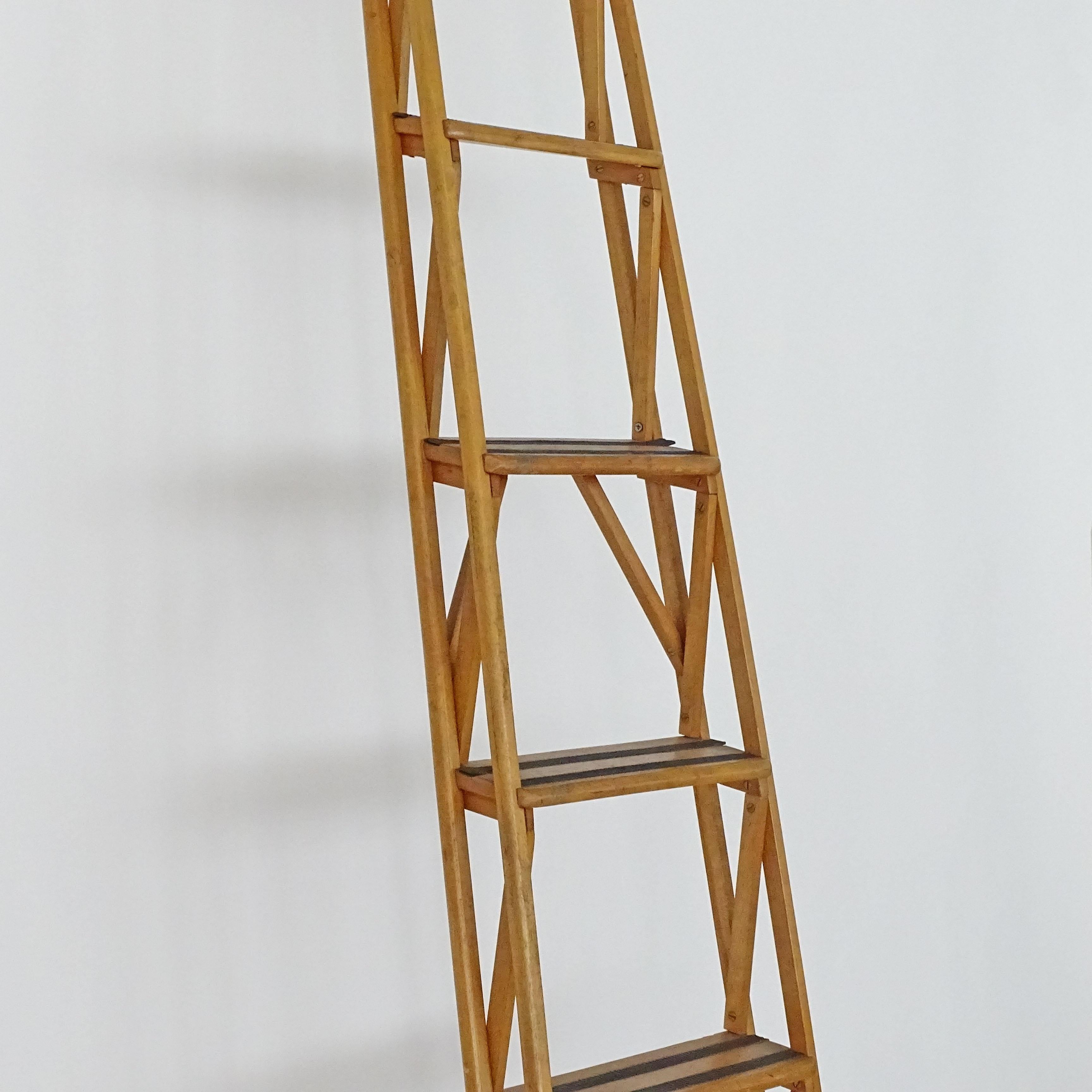 Mid-20th Century Italian Architectural Library Ladder Attributed to Franco Albini, 1950s For Sale