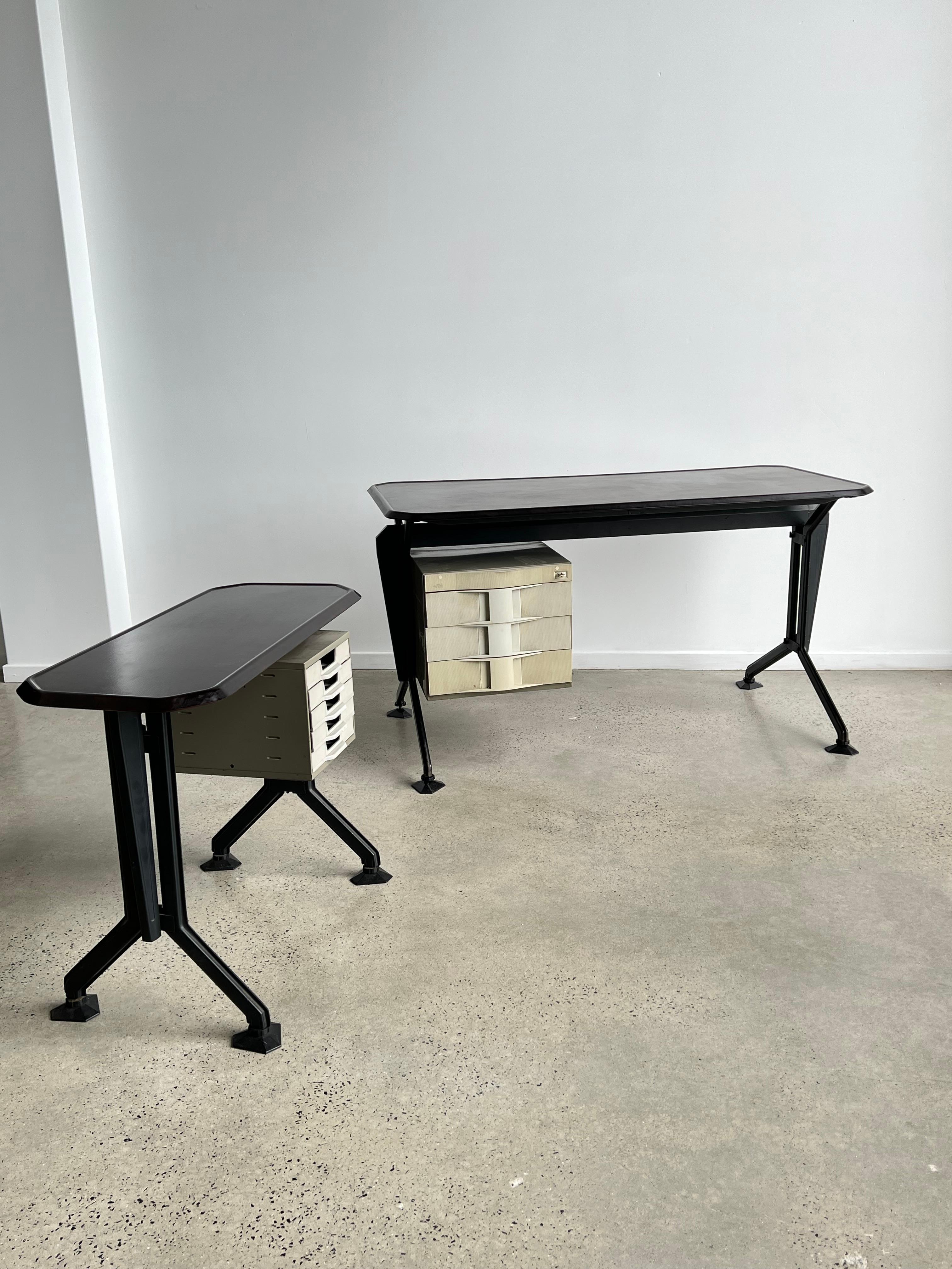 Mid-20th Century Italian Arco Desk set by B.P.P.R for Olivetti 1963 For Sale