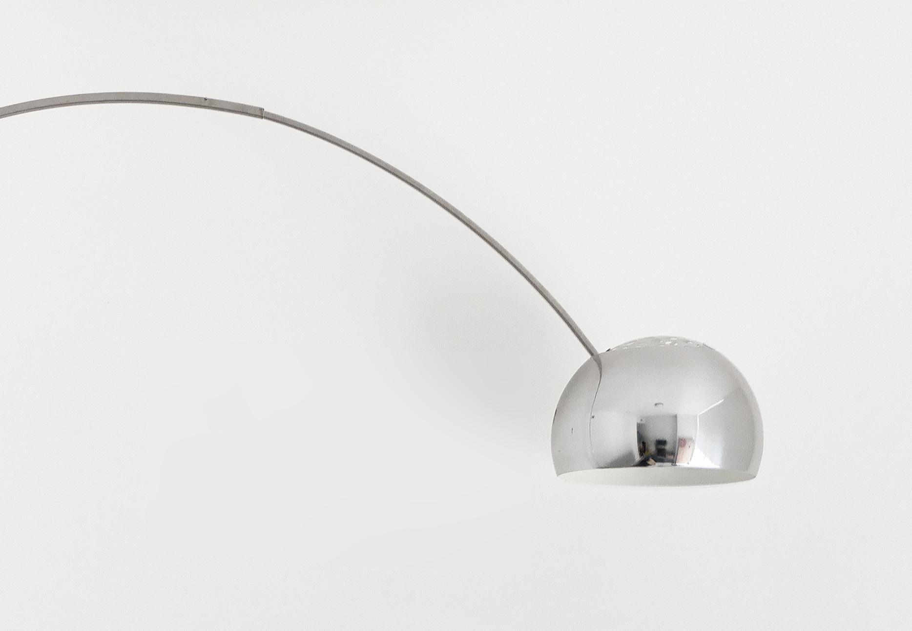Lámpara de pie italiana Arco, Achille, Pier Giacomo Castiglione, Flos Italia 1962 Moderno de mediados de siglo