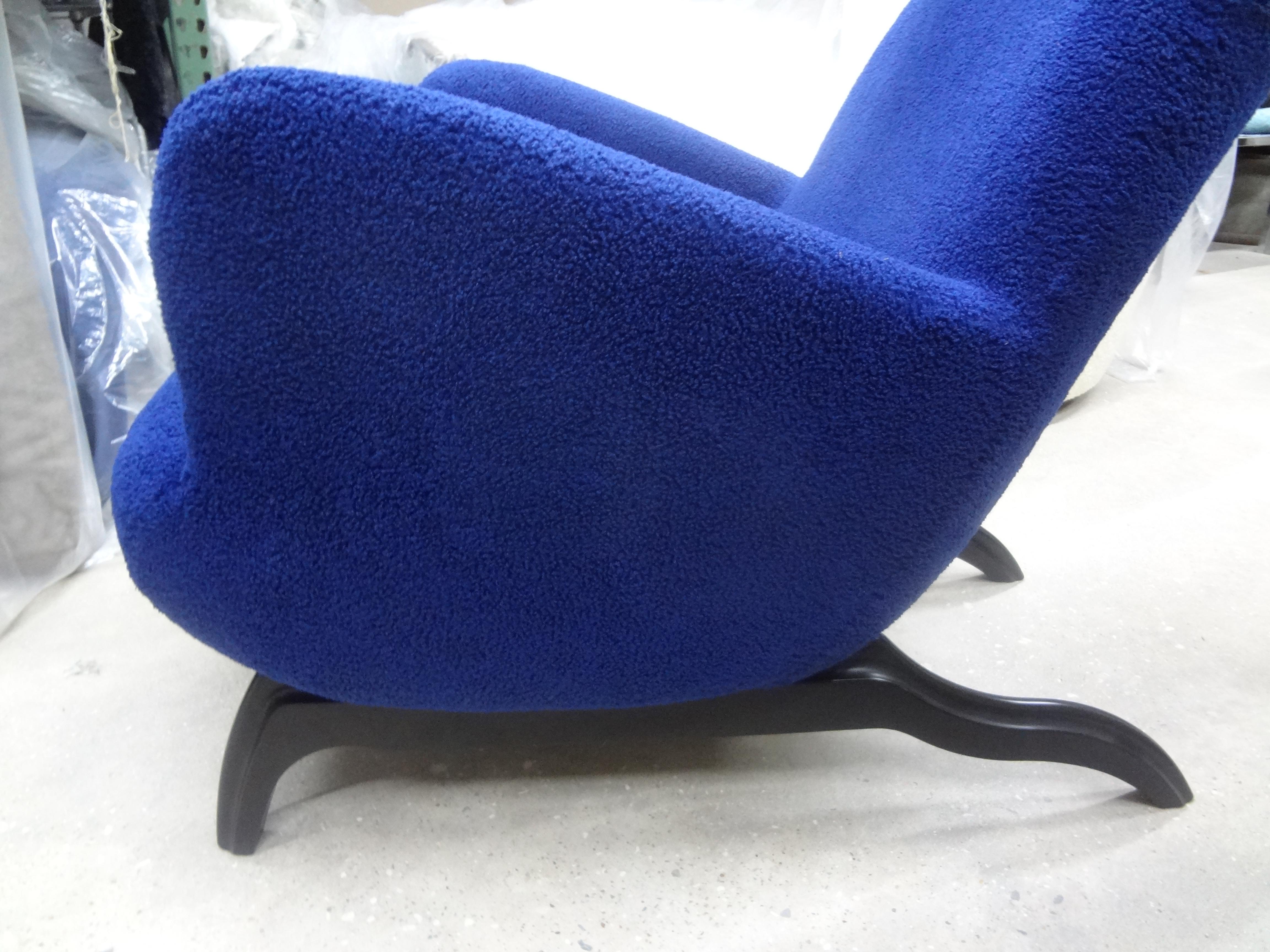 Italian Ardea Lounge Chair After A Design By Carlo Mollino  For Sale 3