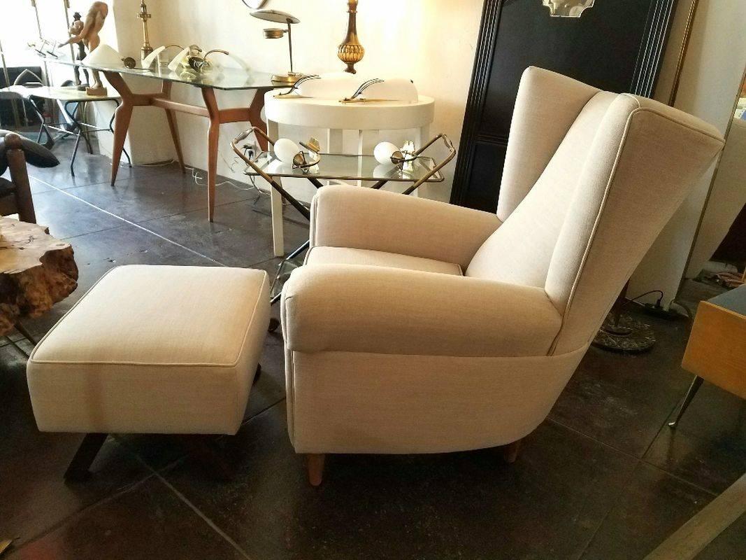 Mid-Century Modern Italian Armchairs Attributed to Gio Ponti For Sale