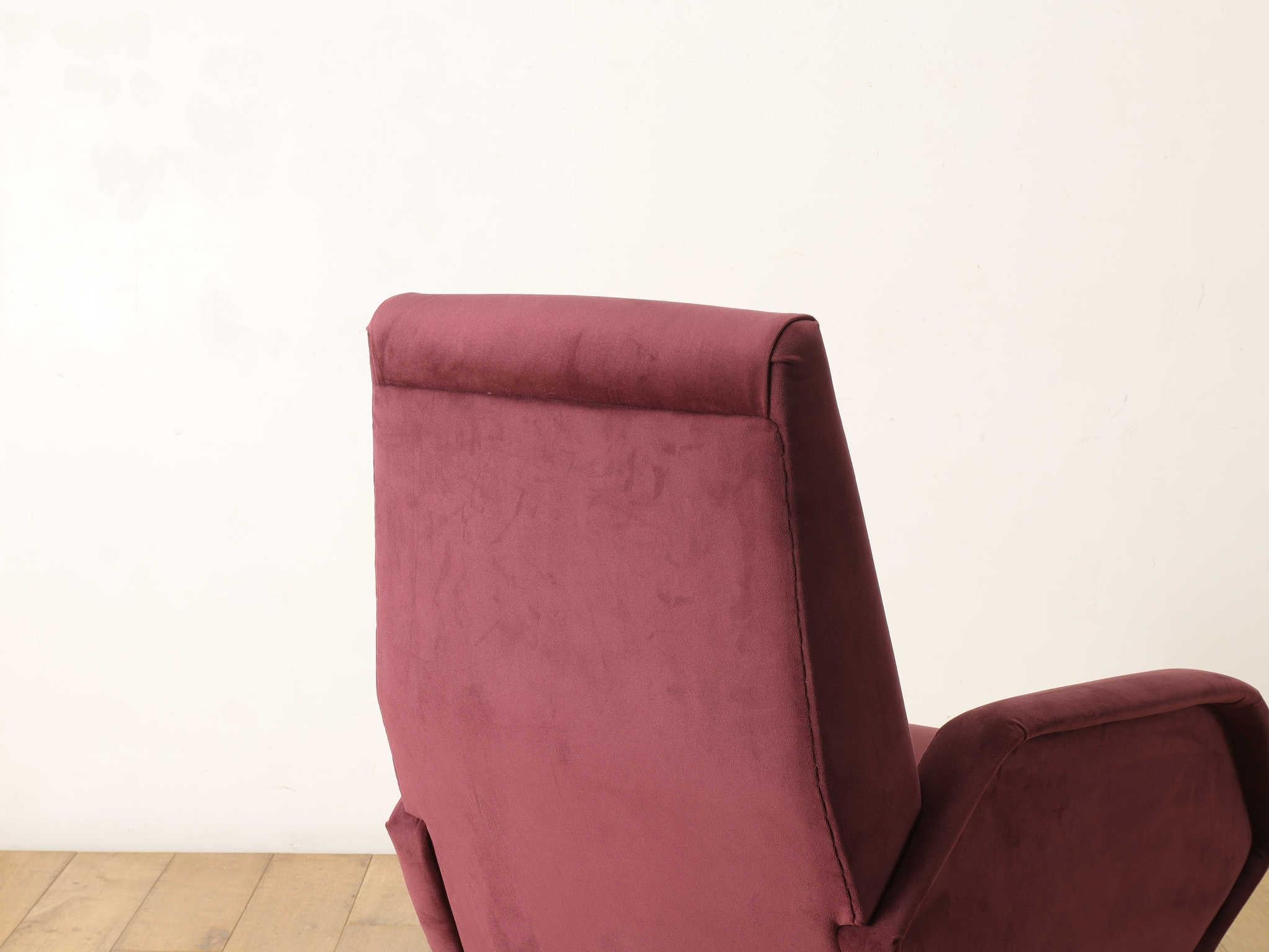 Italian Armchair 1960's For Sale 9