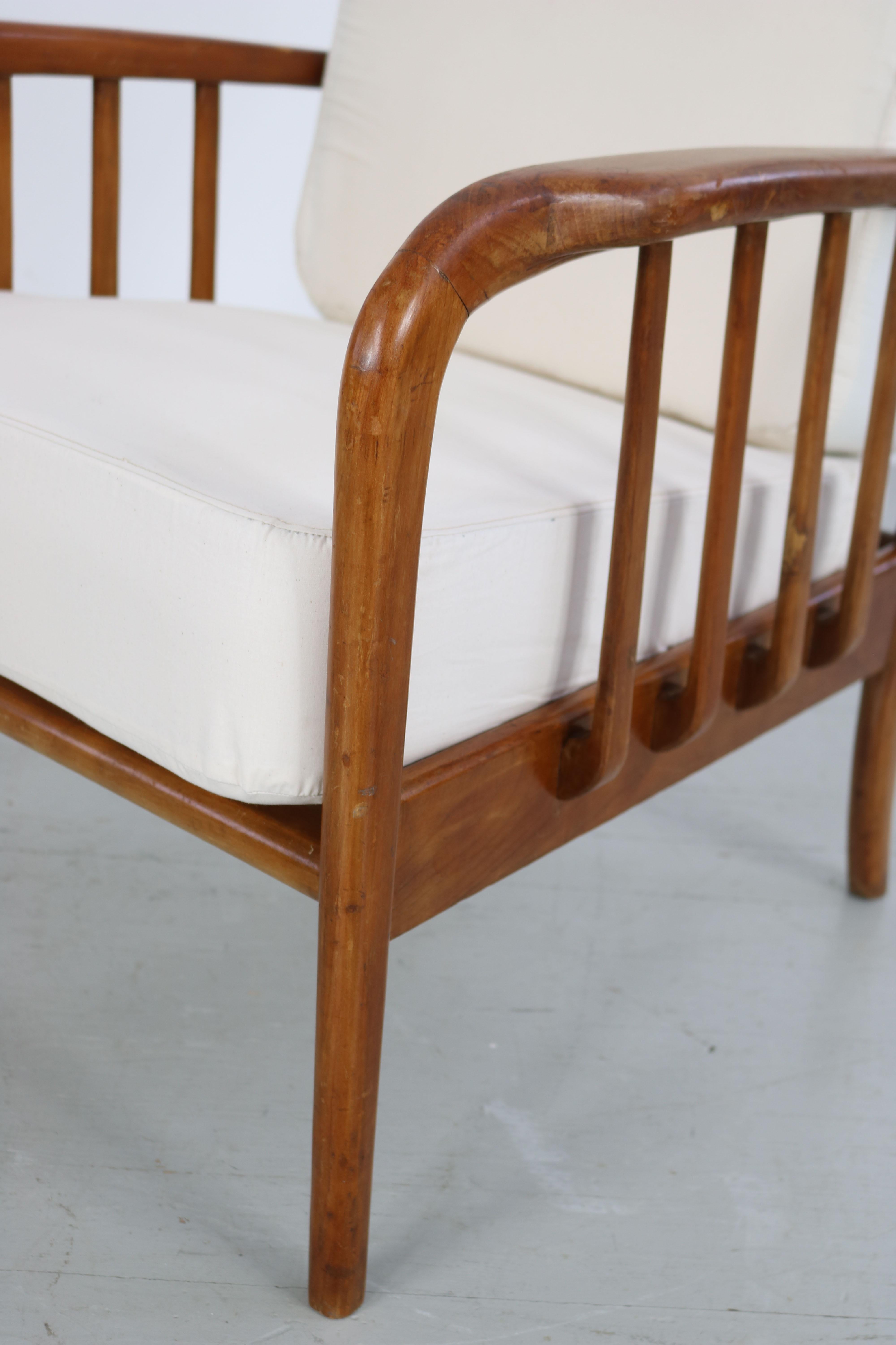 Italian Armchair from the 40s in the Style of Paolo Buffa For Sale 13