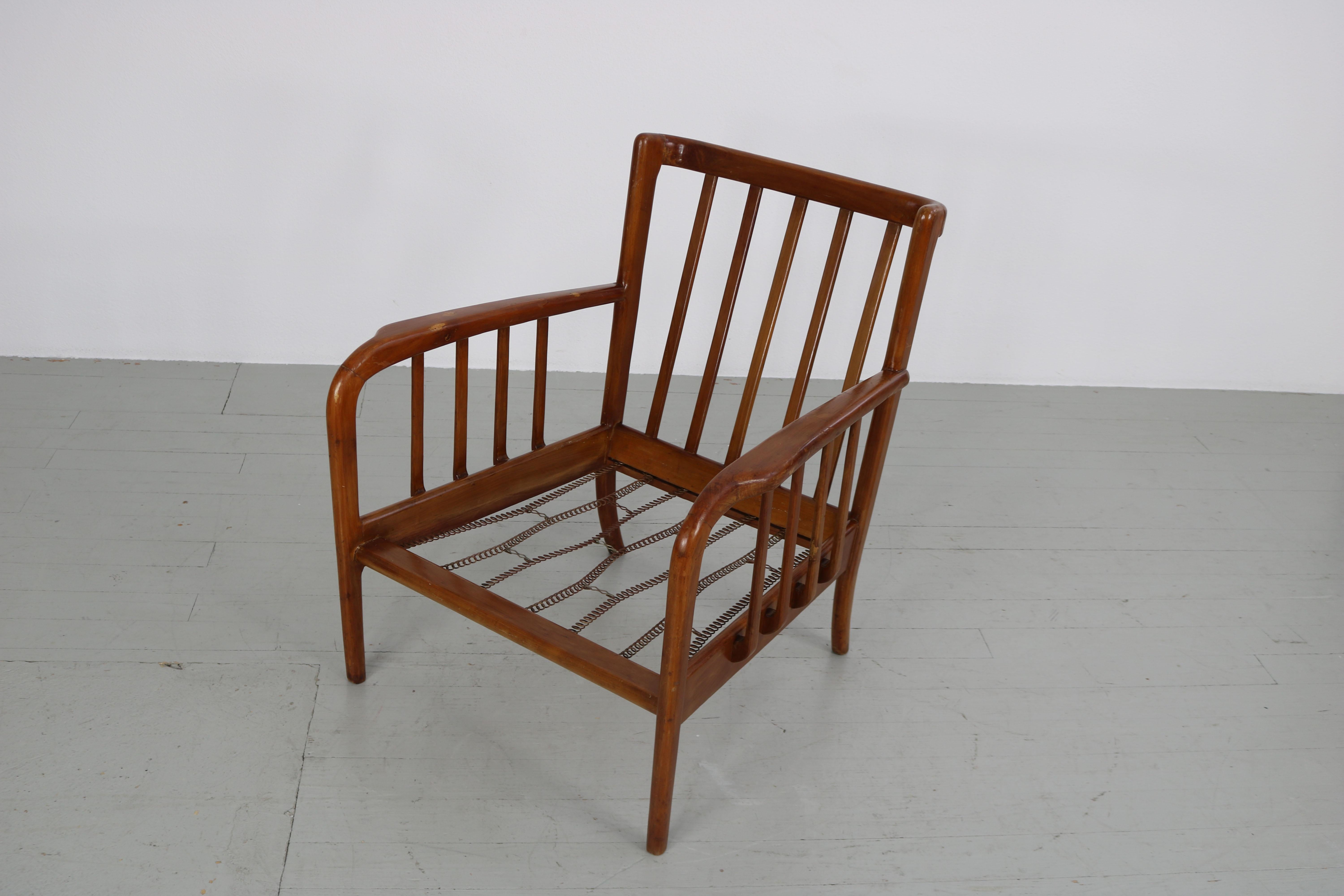Fauteuil italien des années 40 dans le style de Paolo Buffa en vente 13