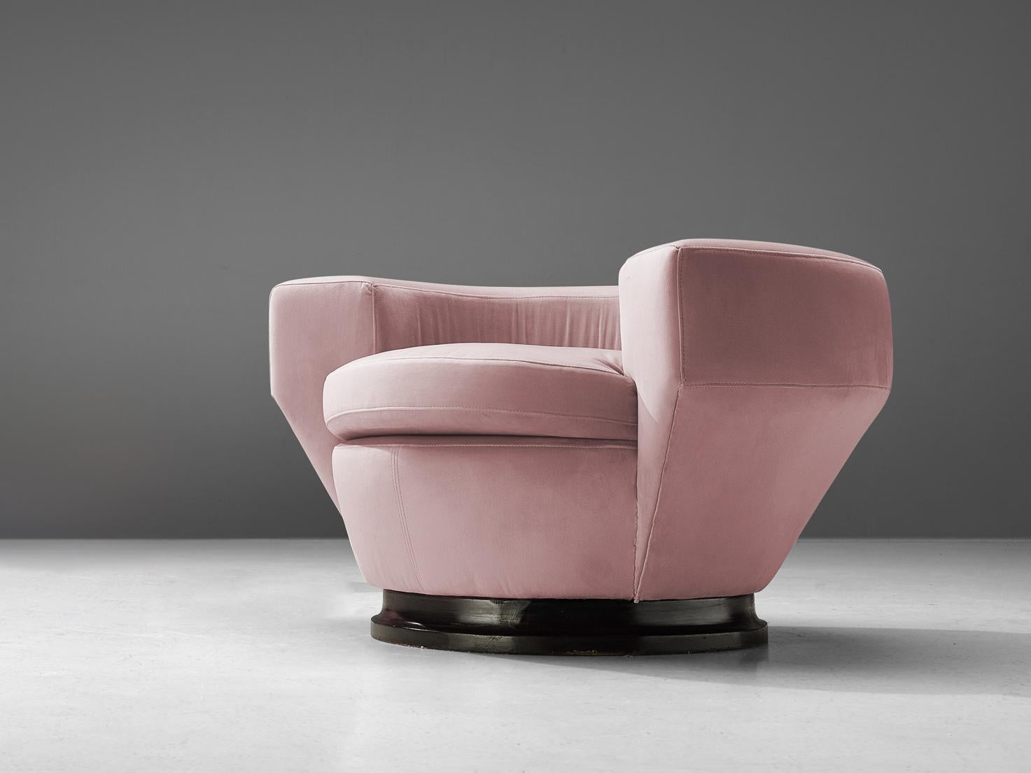 Post-Modern Italian Armchair in Pink Upholstery For Sale