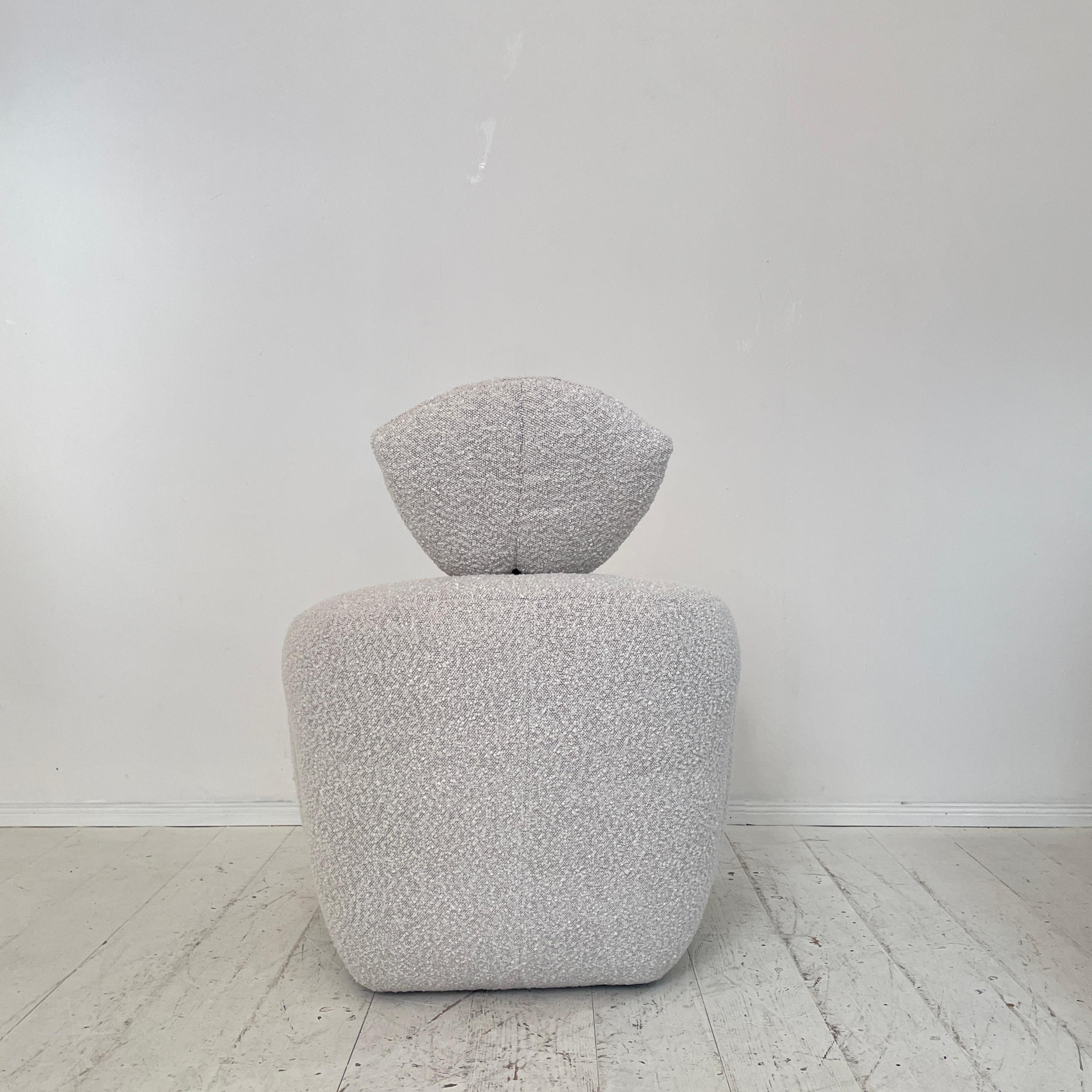 Italian Armchair in White Boucle Fabric, 1981 For Sale 8