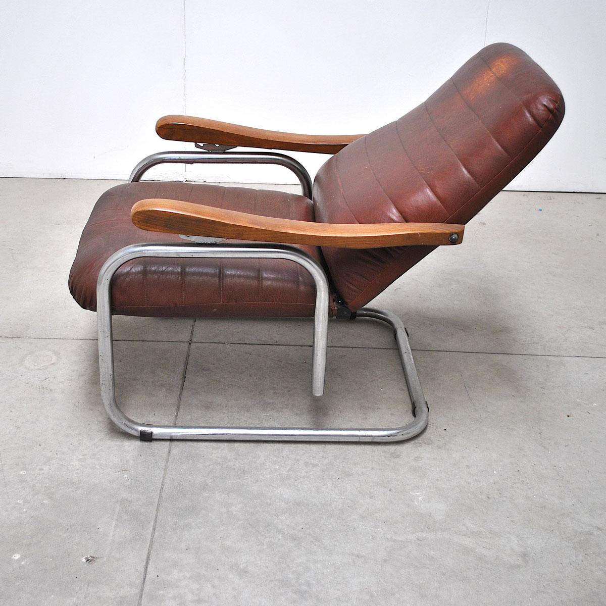 Italian Armchair Midcentury Late 1950s in Bauhaus Style 3
