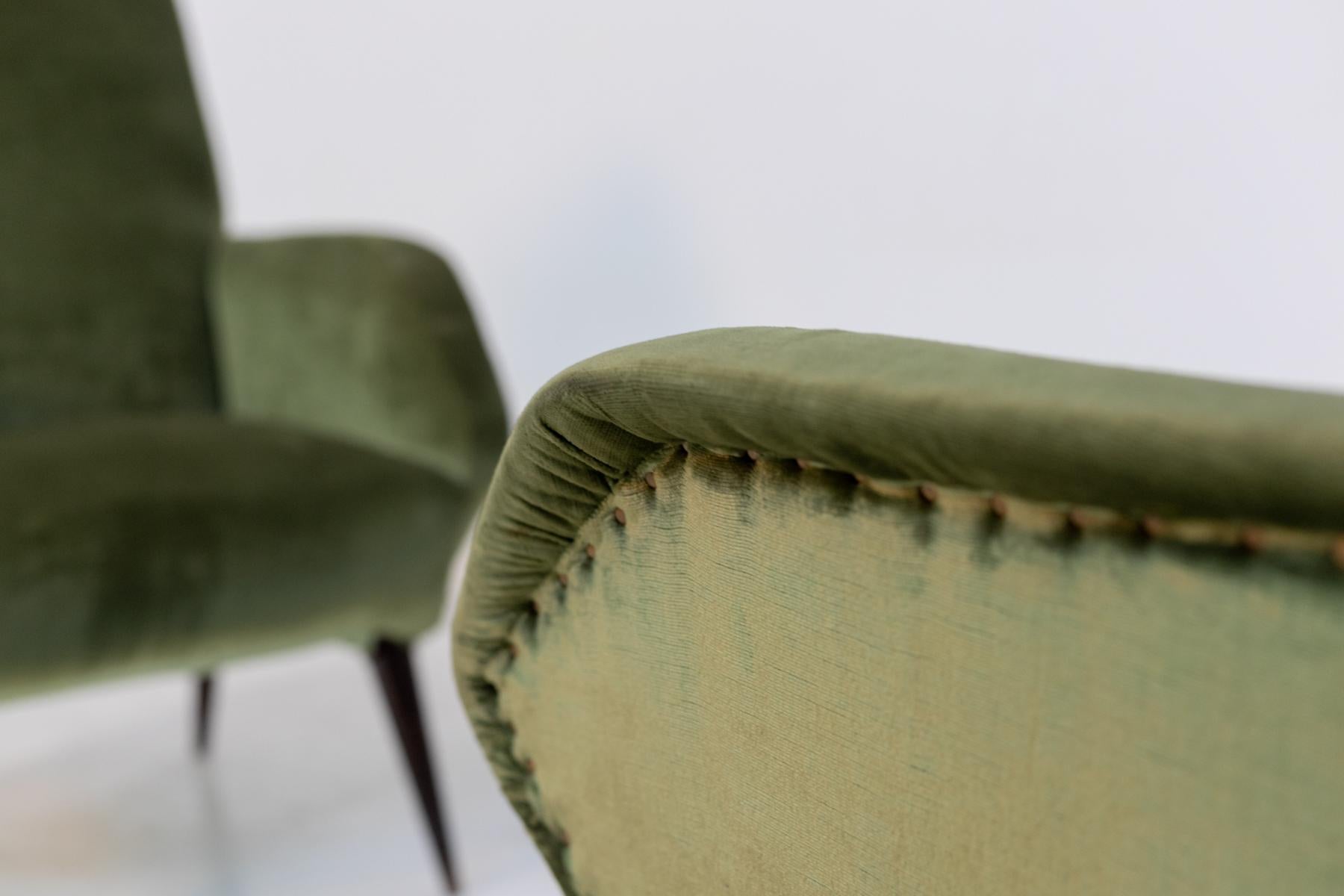 Italian Armchairs in Green Velvet and Wood For Sale 5