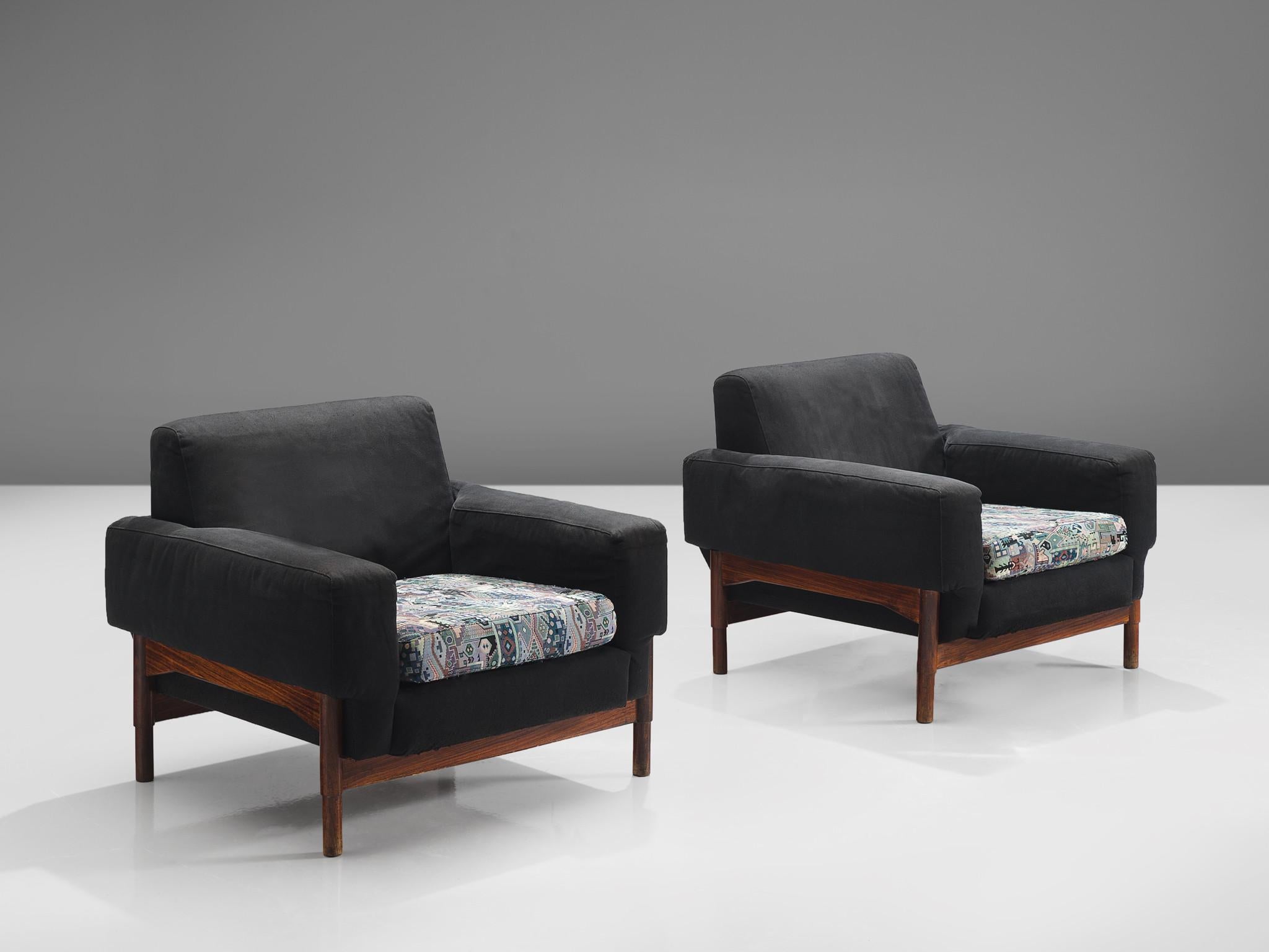 Mid-Century Modern Pair of Italian Armchairs in Rosewood