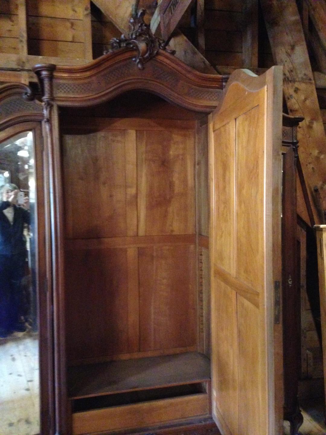 20th Century Italian Armoire For Sale