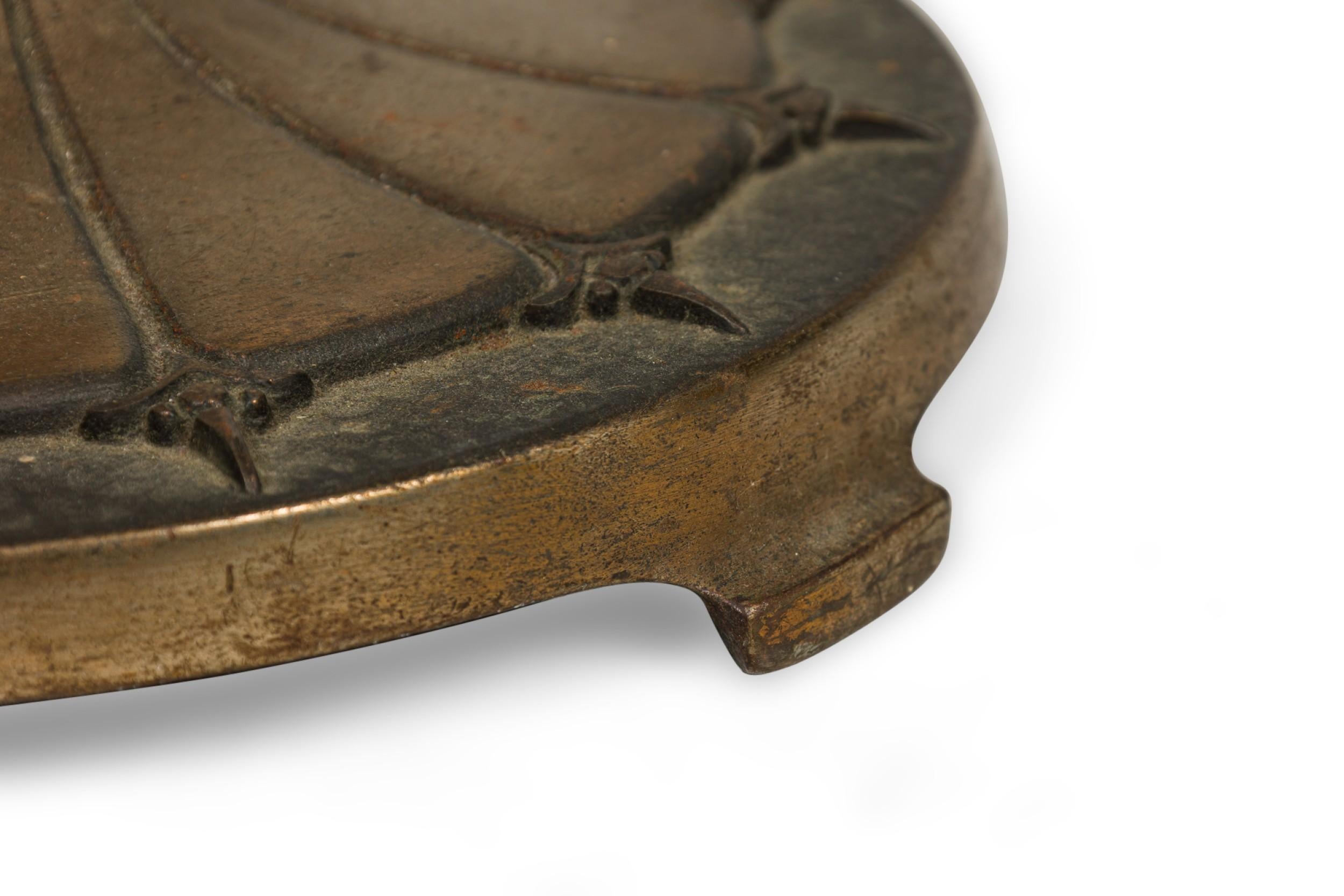 Italian Art Deco 3-Tier Torchiere Floor Lamp en venta 4