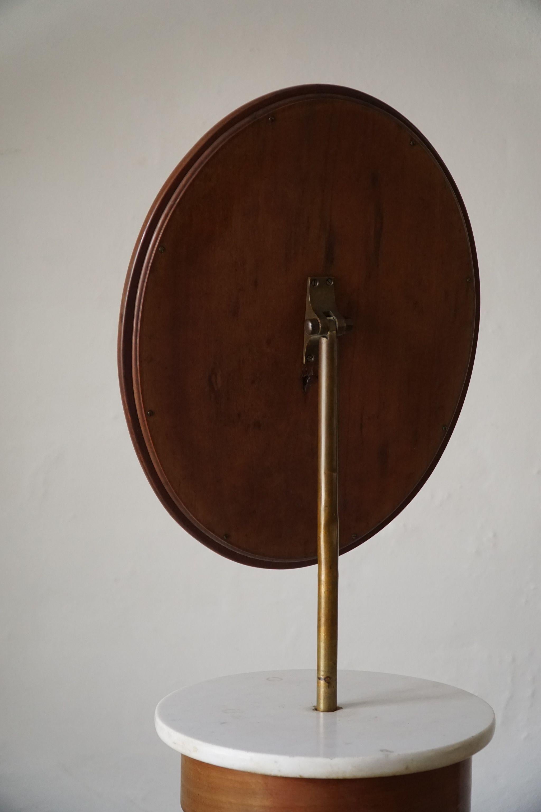 20th Century Italian Art Deco Adjustable Pedistal Mirror in Walnut, Late Empire Style, 1940s