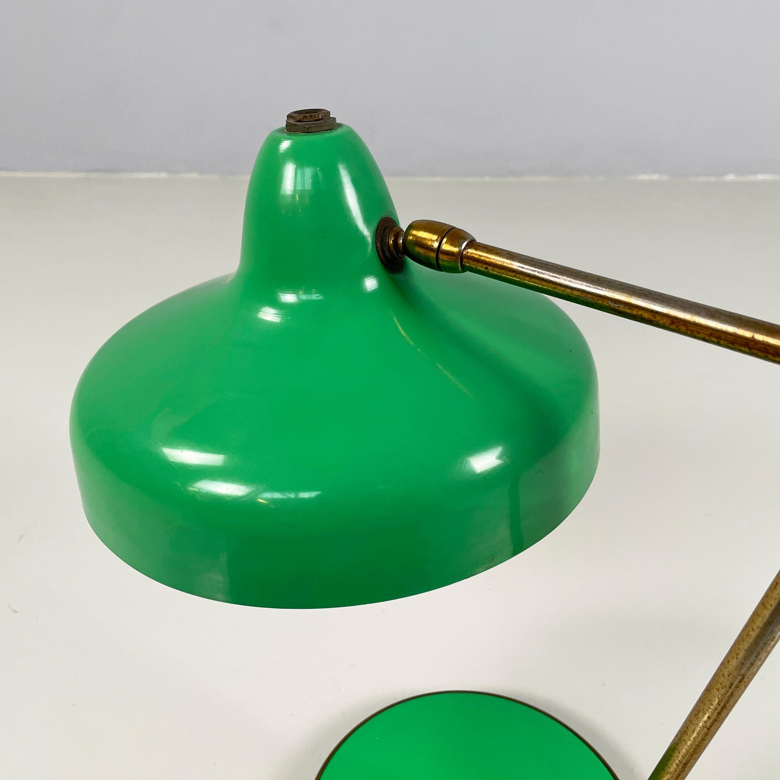 Lampe de table Art déco italienne réglable en laiton et métal vert, années 1950 en vente 2