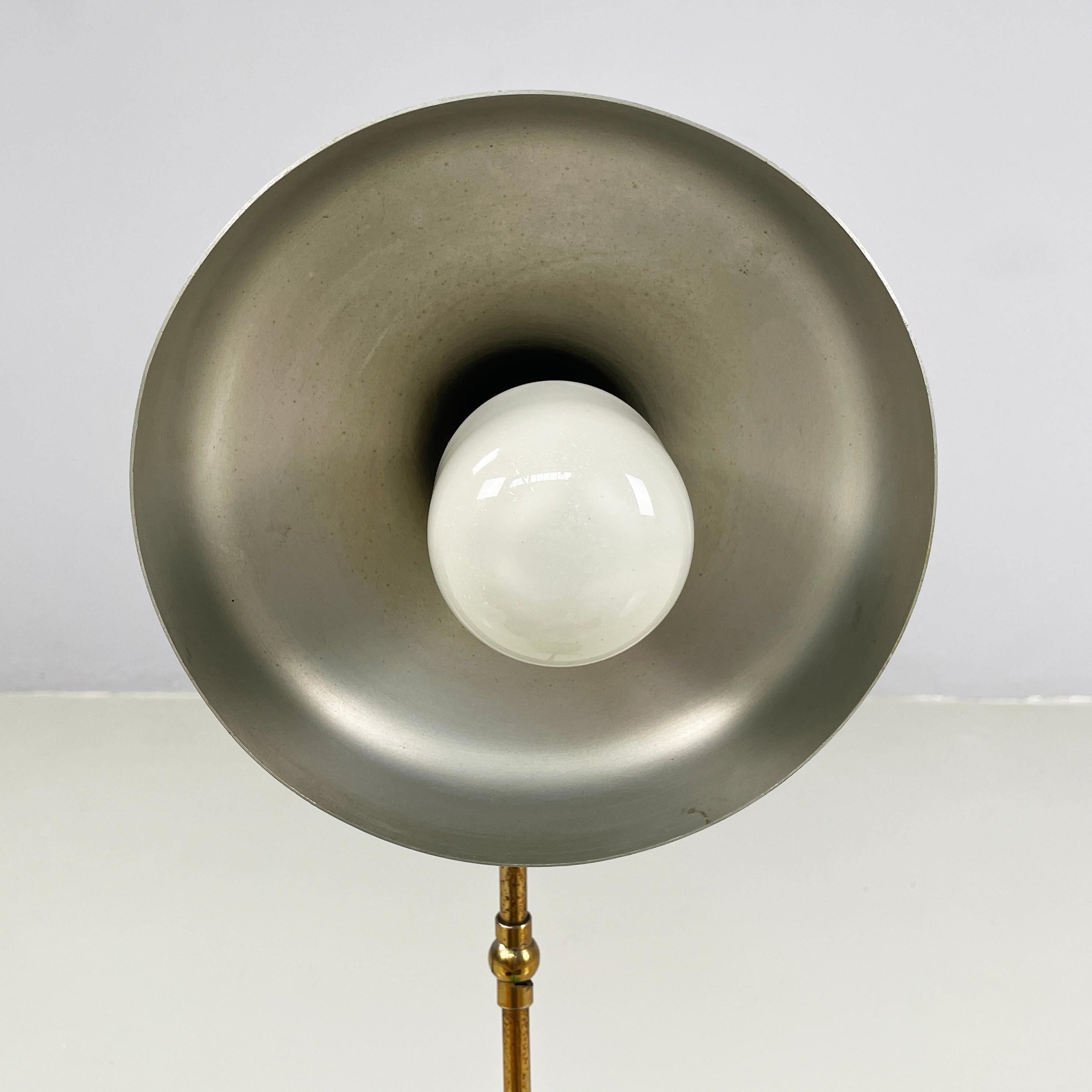 Lampe de table Art déco italienne réglable en laiton et métal vert, années 1950 en vente 3