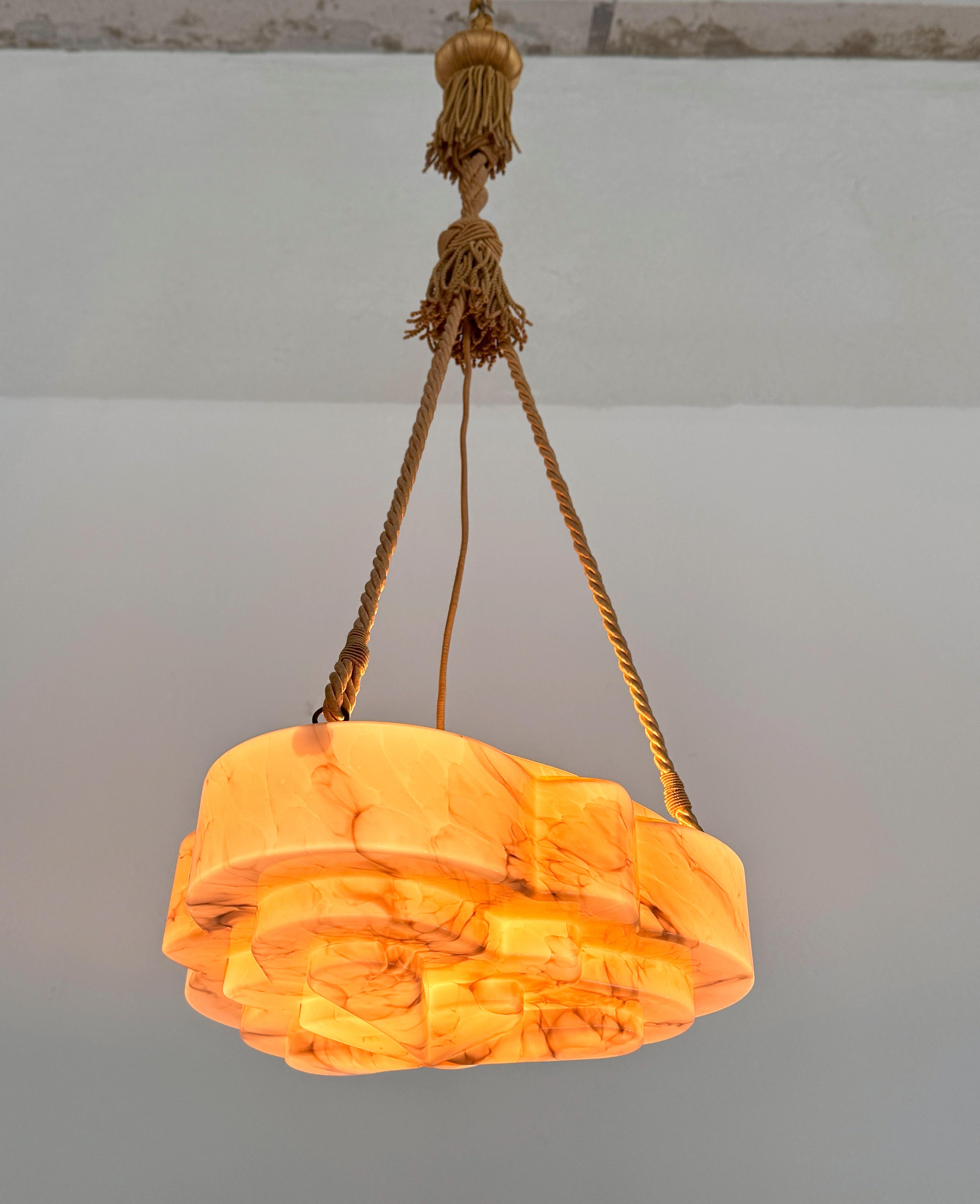 Lampadario in vetro alabastro Art Deco italiano, anni '40 in vendita 13