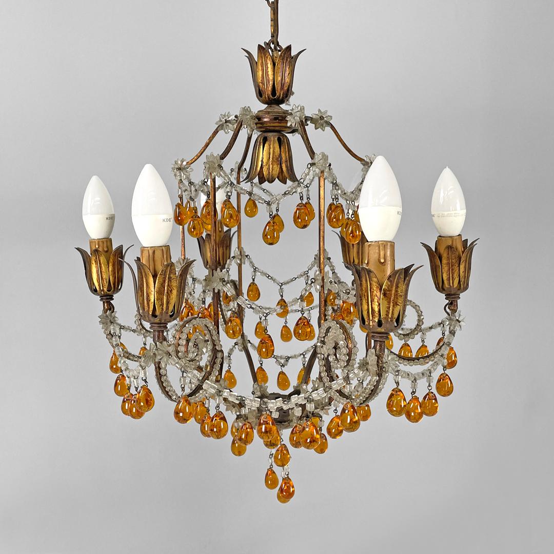 Italian Art Deco amber and clear glass drop chandelier in golden metal, 1930s For Sale 1