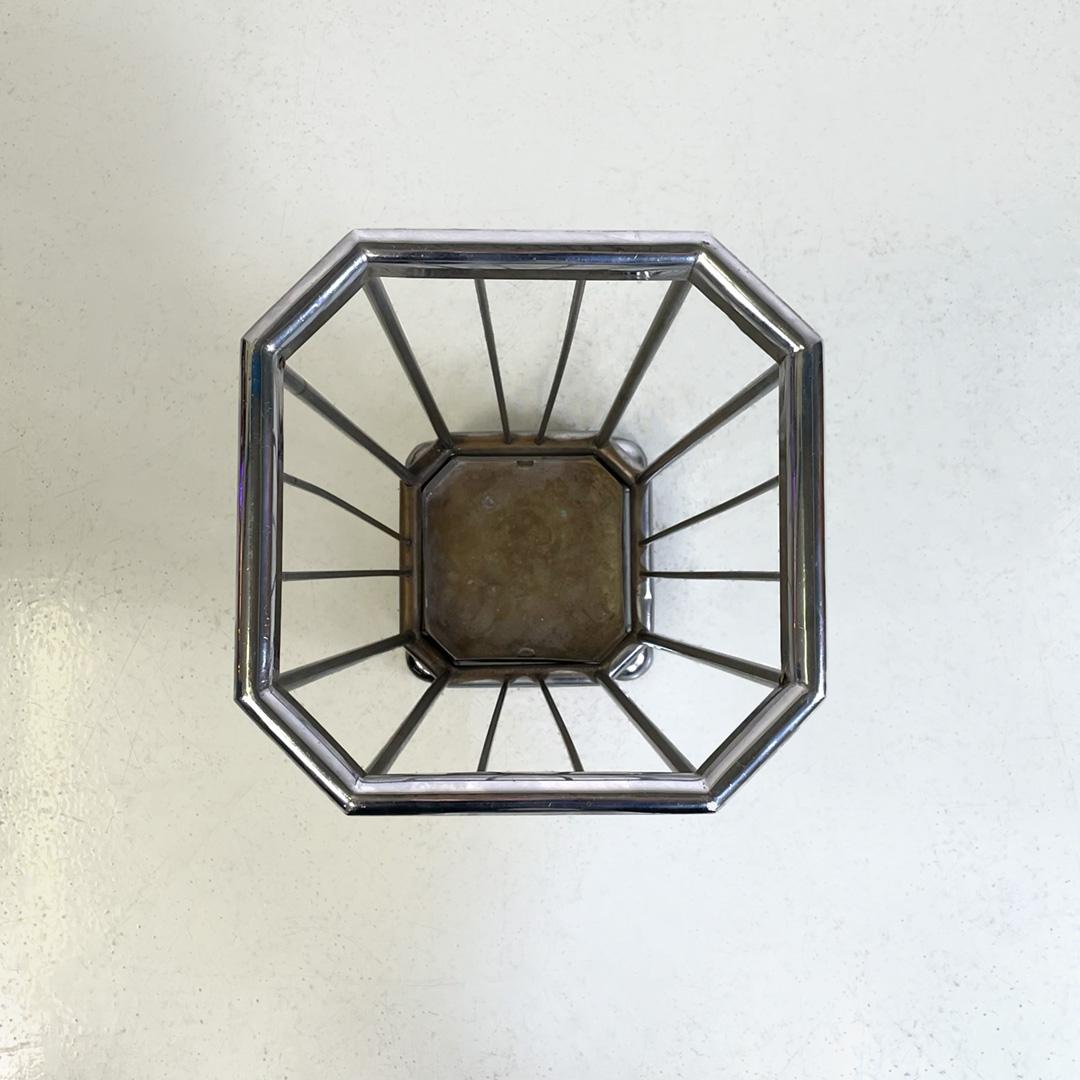Italienischer Art Deco antiker quadratischer silberner Stangenfuß Metallschirmständer, 1930er Jahre (Art déco) im Angebot