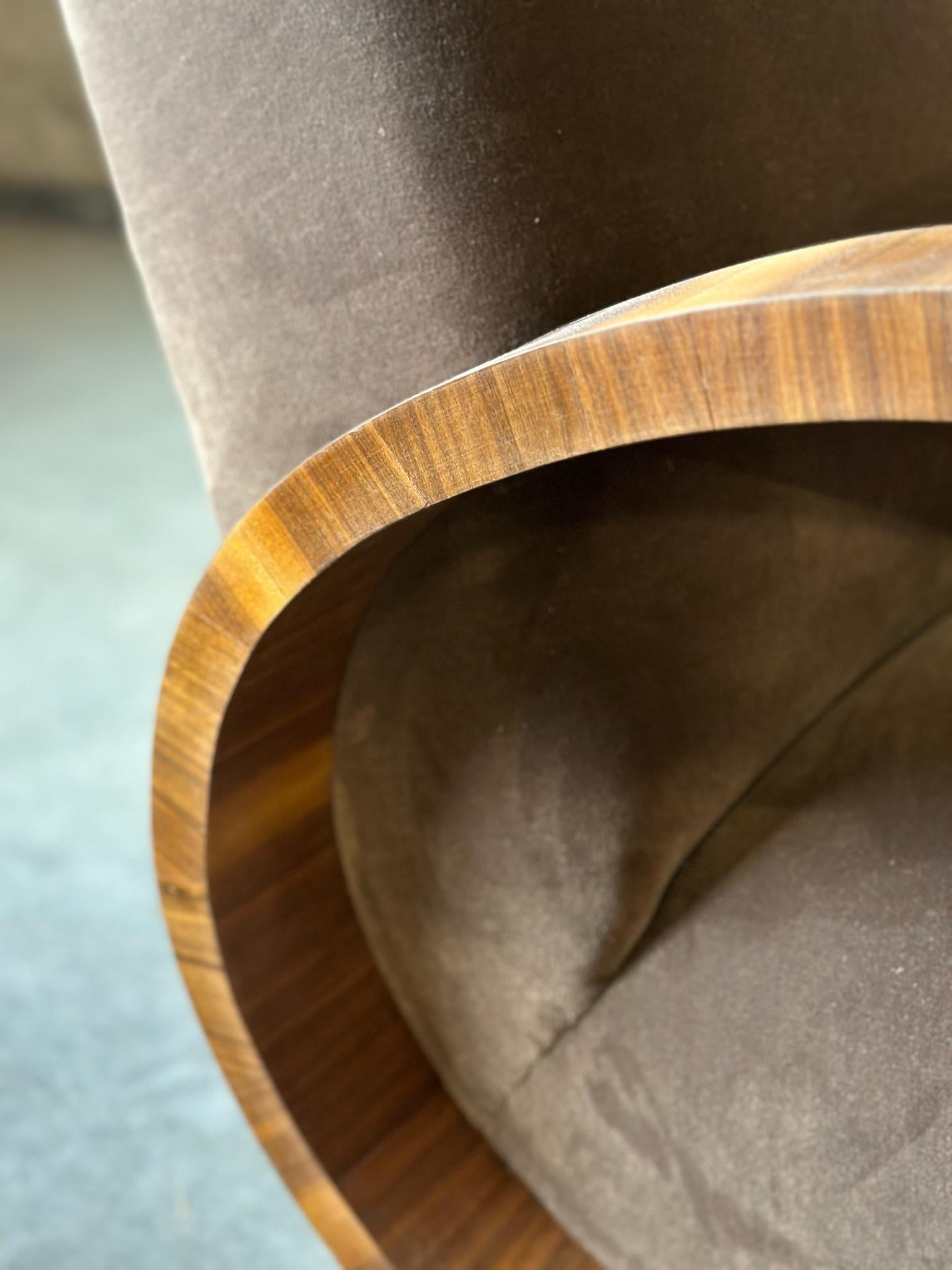 Italian Art Deco Armchairs 1