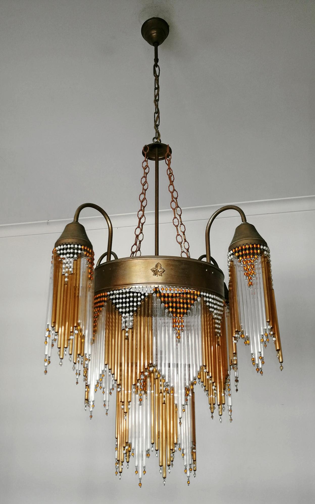 Lámpara italiana Art Decó Art Nouveau de cristal de Murano con flecos de paja y cuentas de ámbar Francés en venta