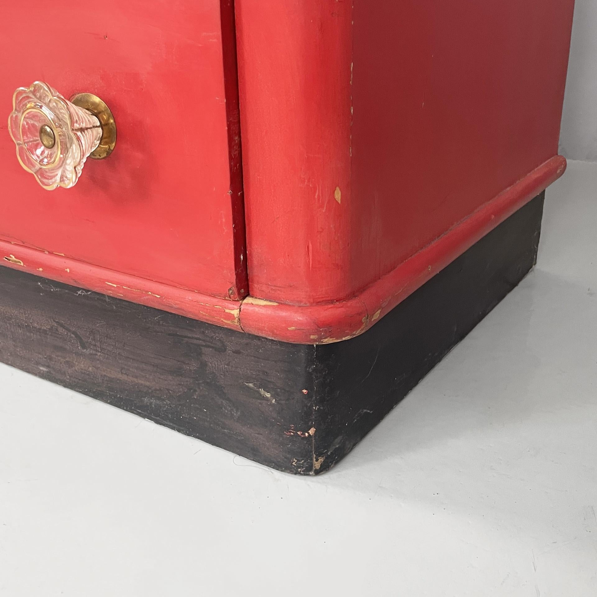 Italian Art Deco Asian-style Wooden wardrobe with Murano glass handles, 1930s For Sale 15