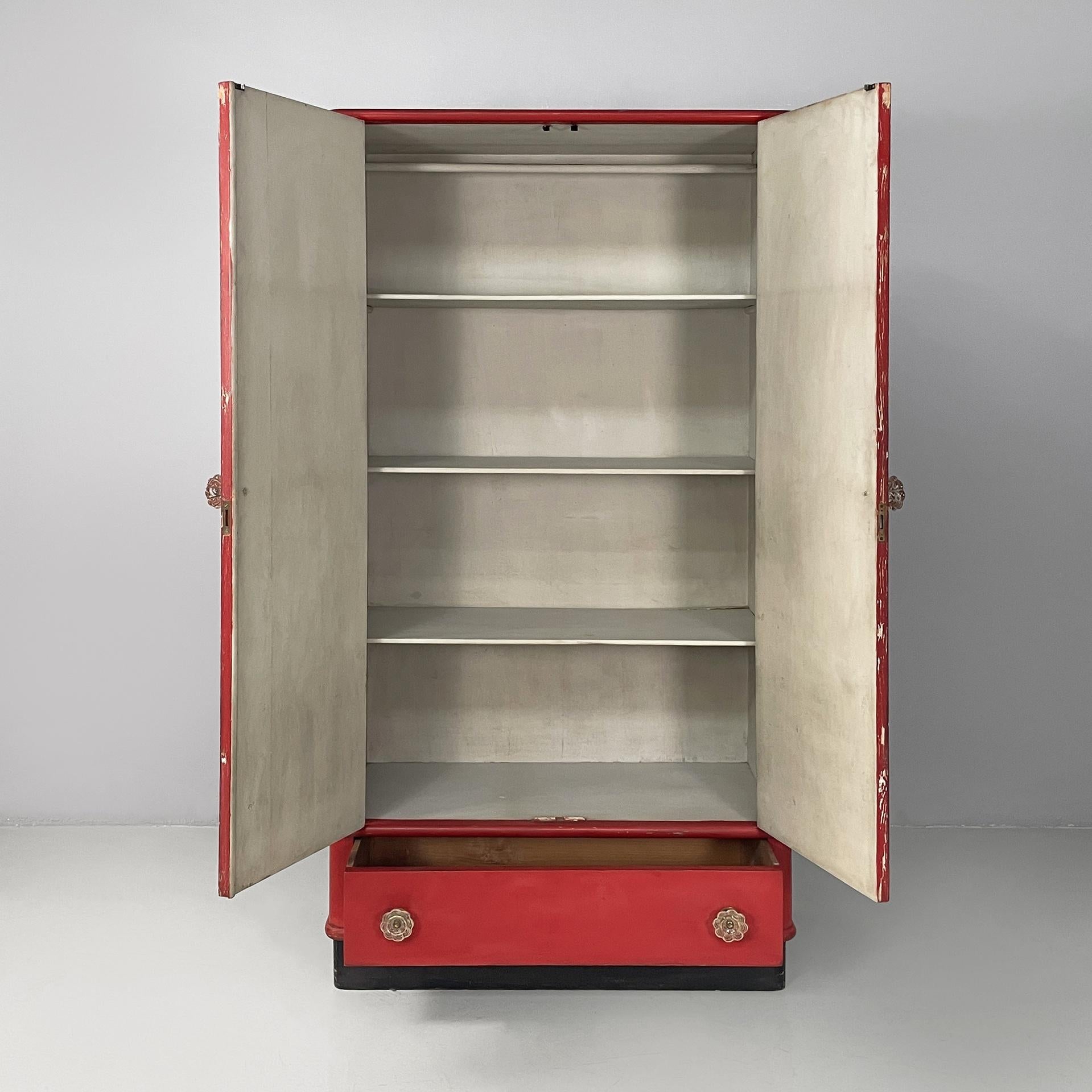 Italian Art Deco Asian-style Wooden wardrobe with Murano glass handles, 1930s In Fair Condition For Sale In MIlano, IT