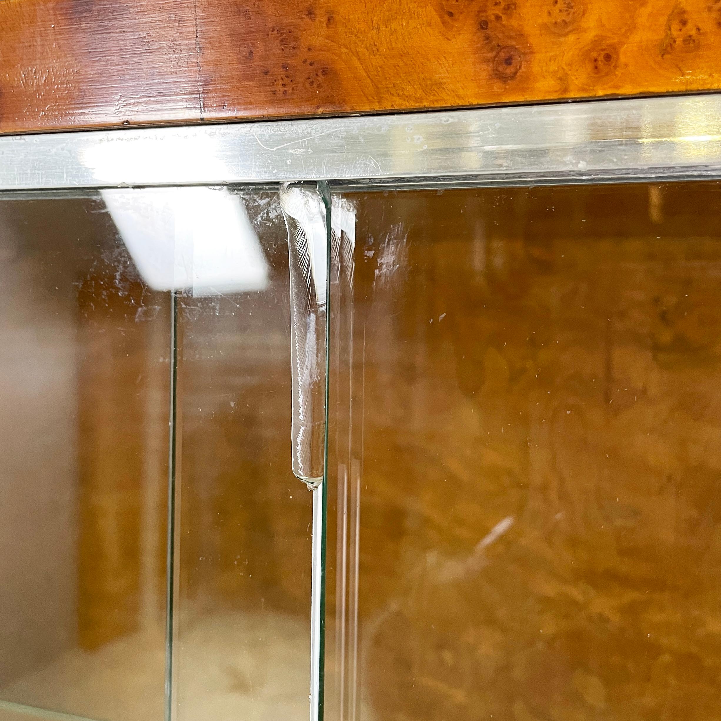 Italian Art Deco asymmetrical wooden sideboard with glass display cabinet, 1920s For Sale 4