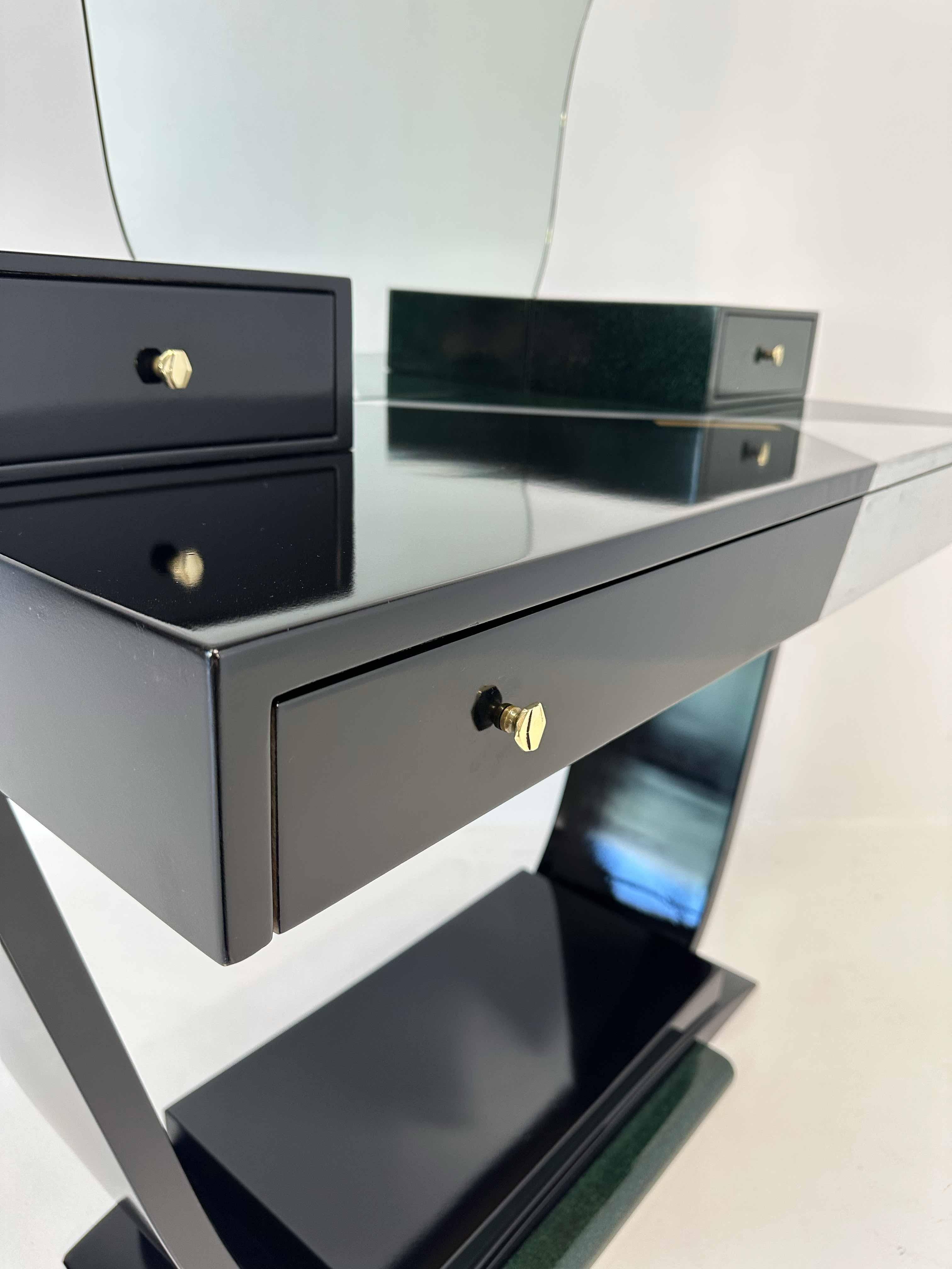 Table de toilette italienne Art déco en laque noire et verte, feuille d'argent, 1970 en vente 4