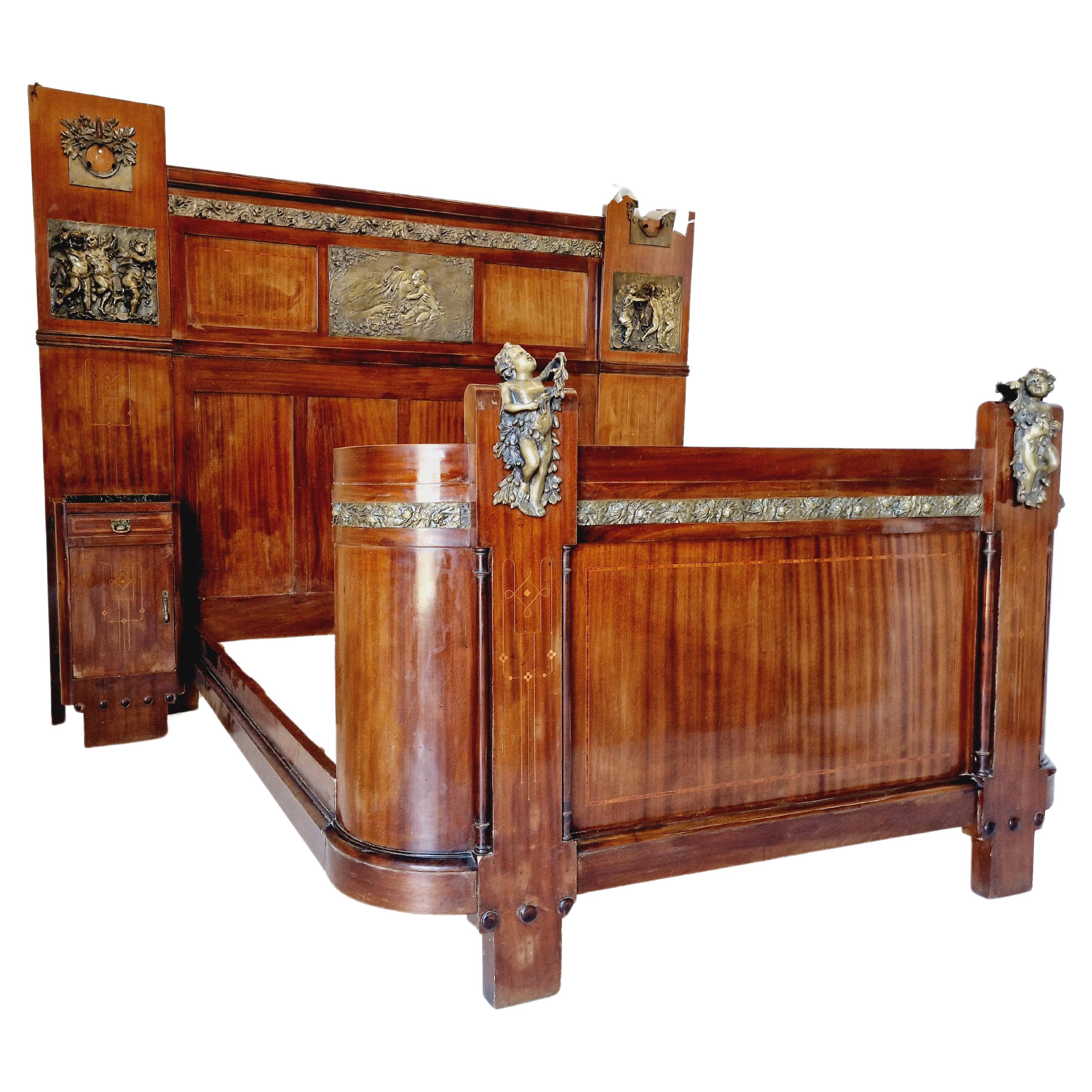 Art Deco Bed Rosewood Italian Liberty  For Sale