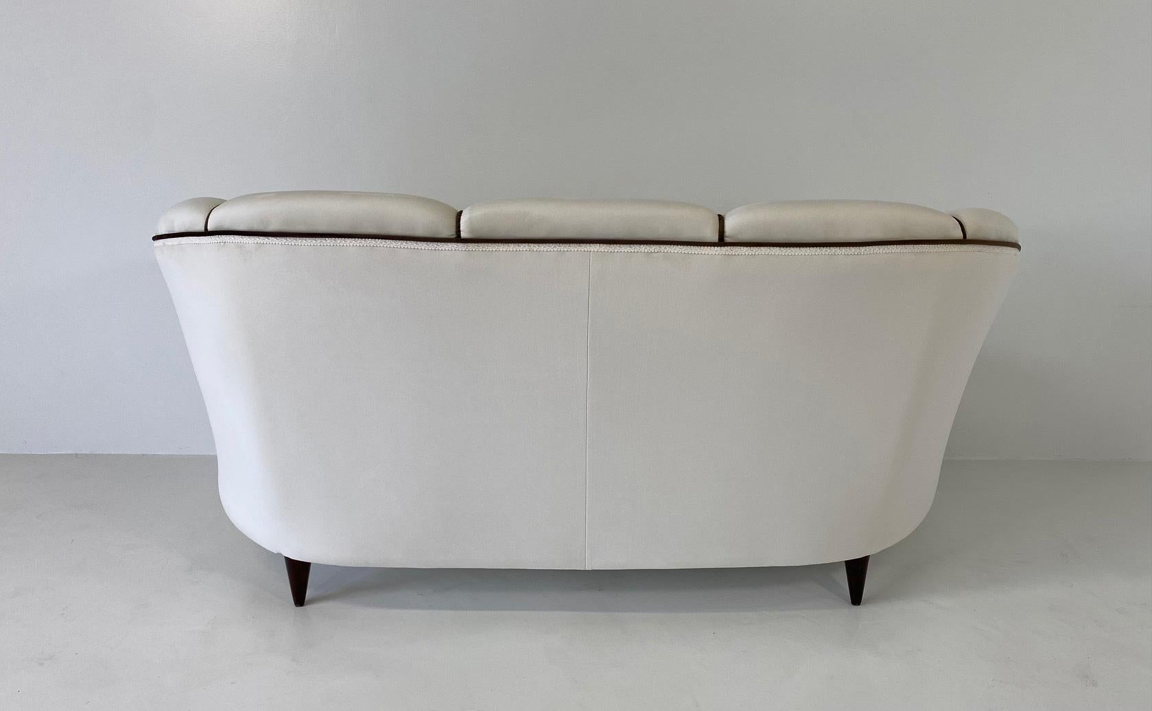 Italian Art Deco Beige and Brown Velvet Sofa, 1940s 4