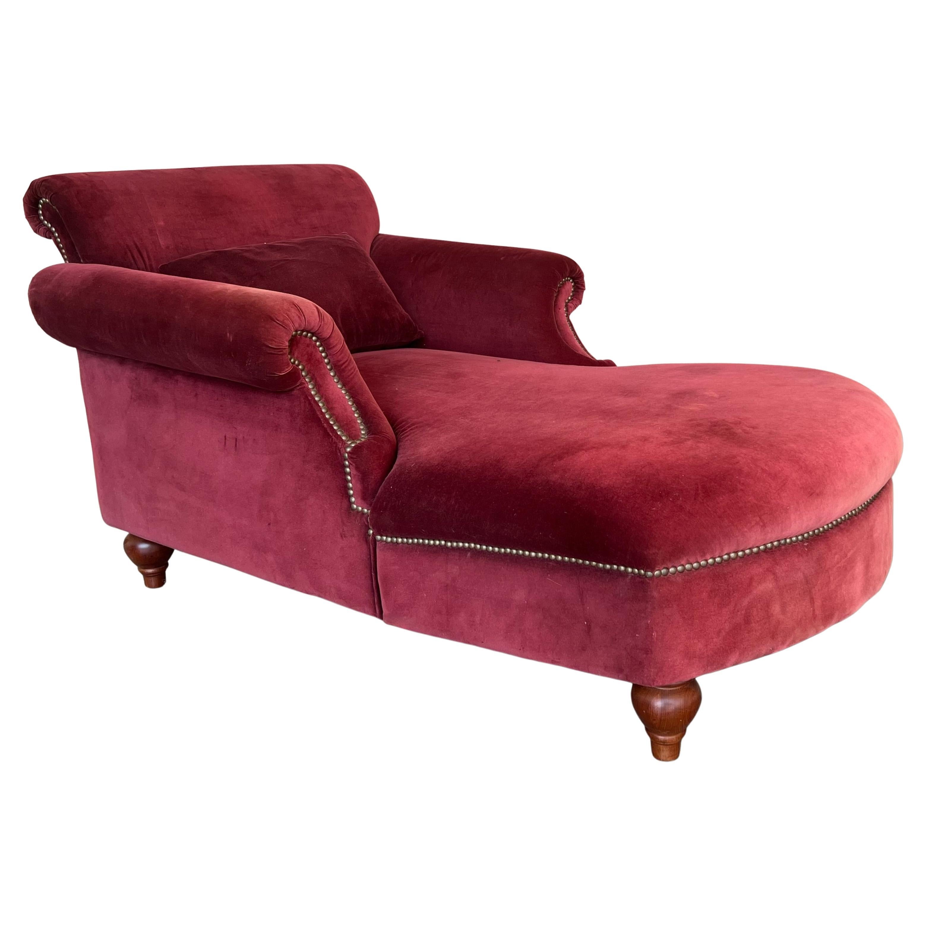 20th Italian Maroon Velvet Chaise Longue with arms