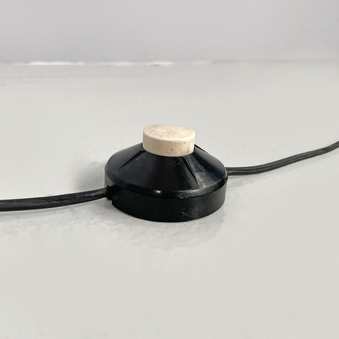 Lampada da terra in ottone Art Deco italiano con braccio regolabile e base in marmo scuro 1940s in vendita 13