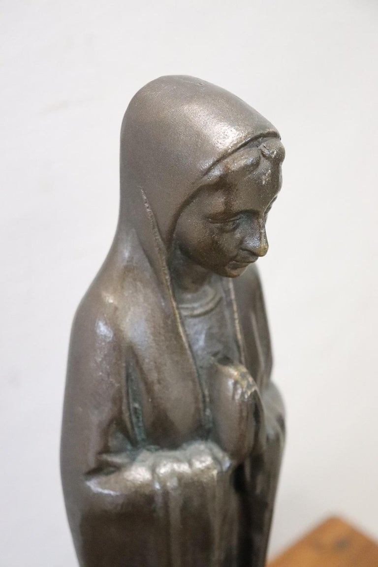 Italian Art Deco Bronze Sculpture, Virgin Mary in Prayer For Sale 1