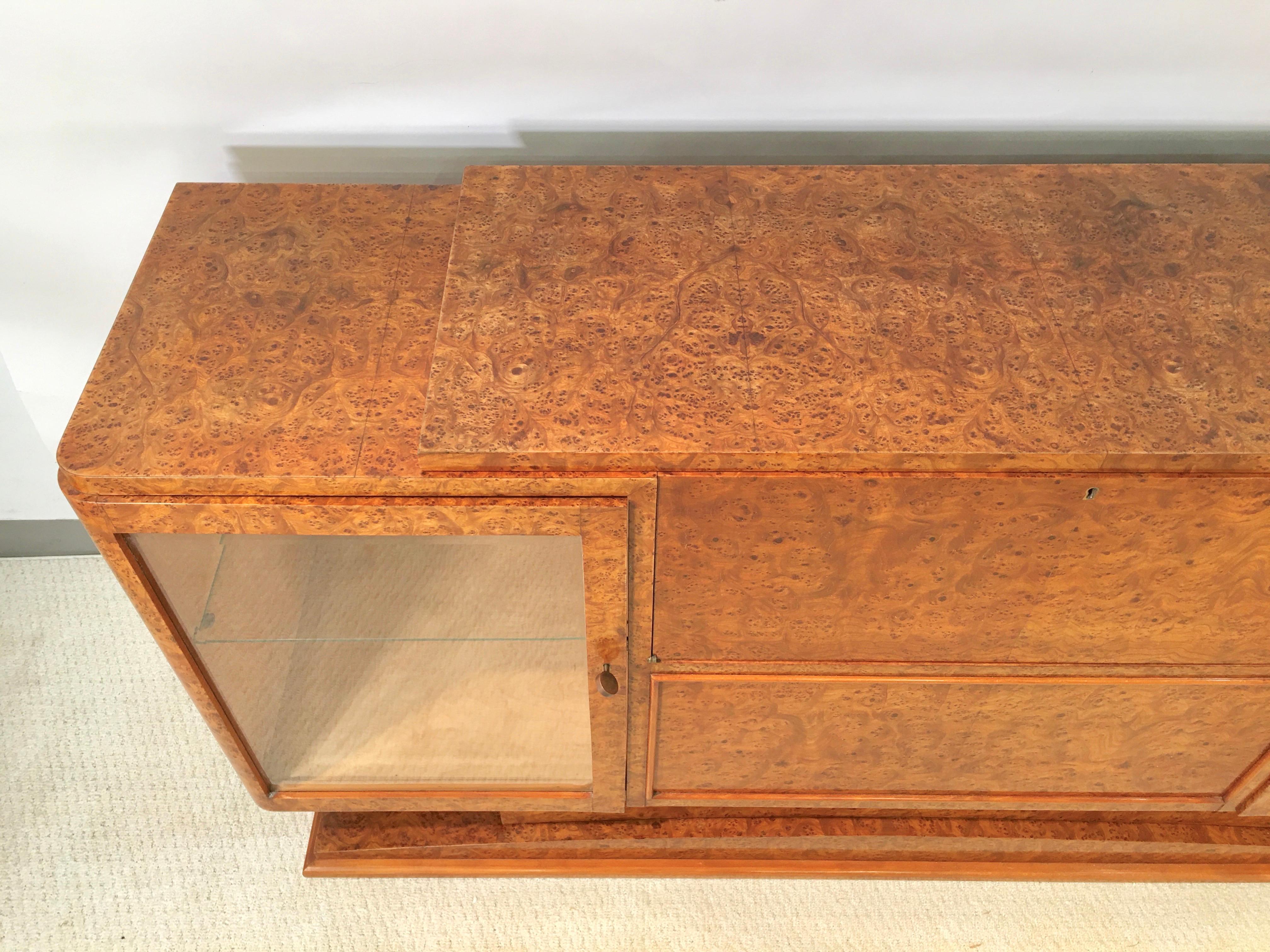 Italian Art Deco Burl Walnut Bar Cabinet Sideboard For Sale 1