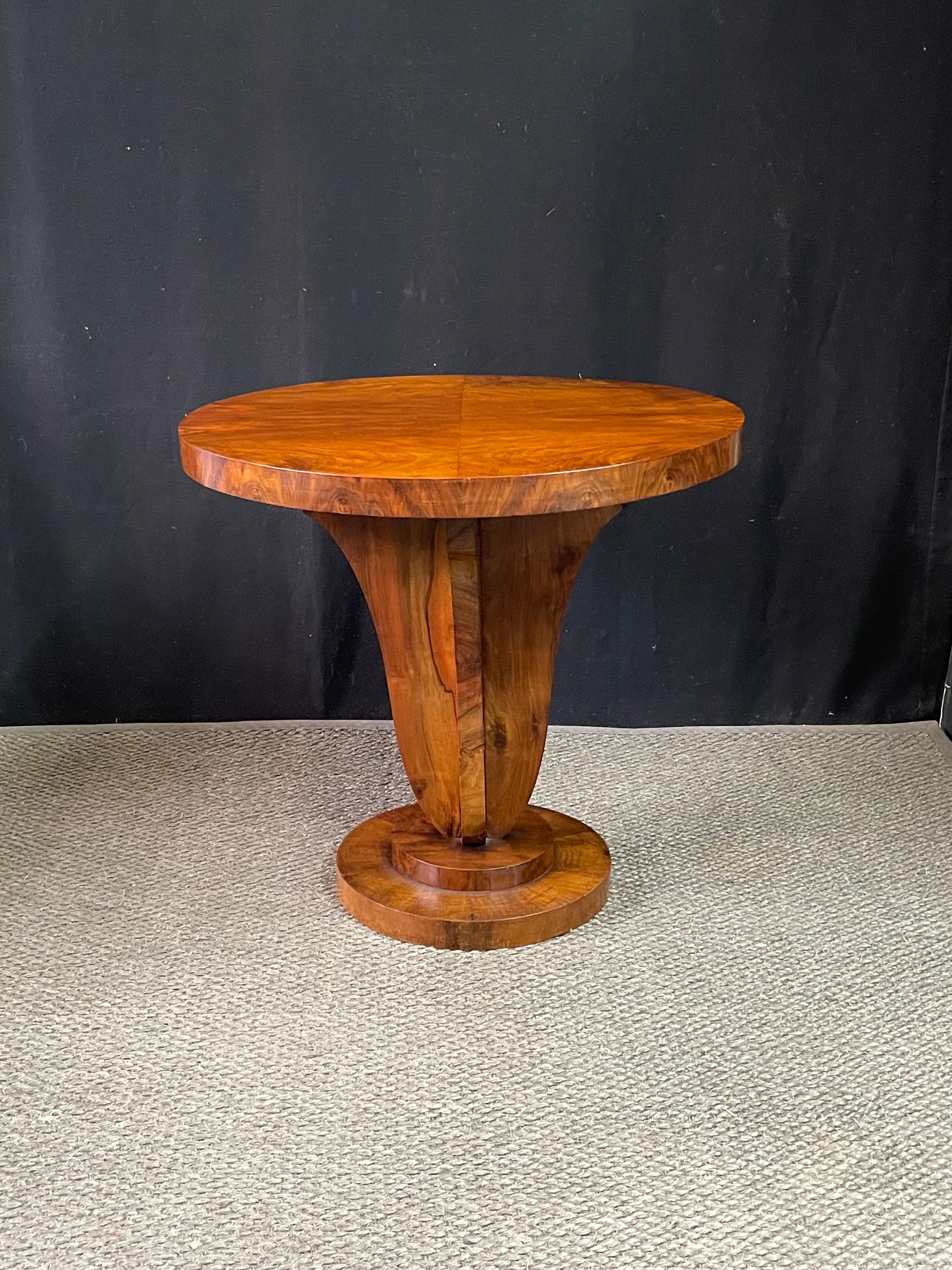 Italian Art Deco Burl Wood Side Table 9