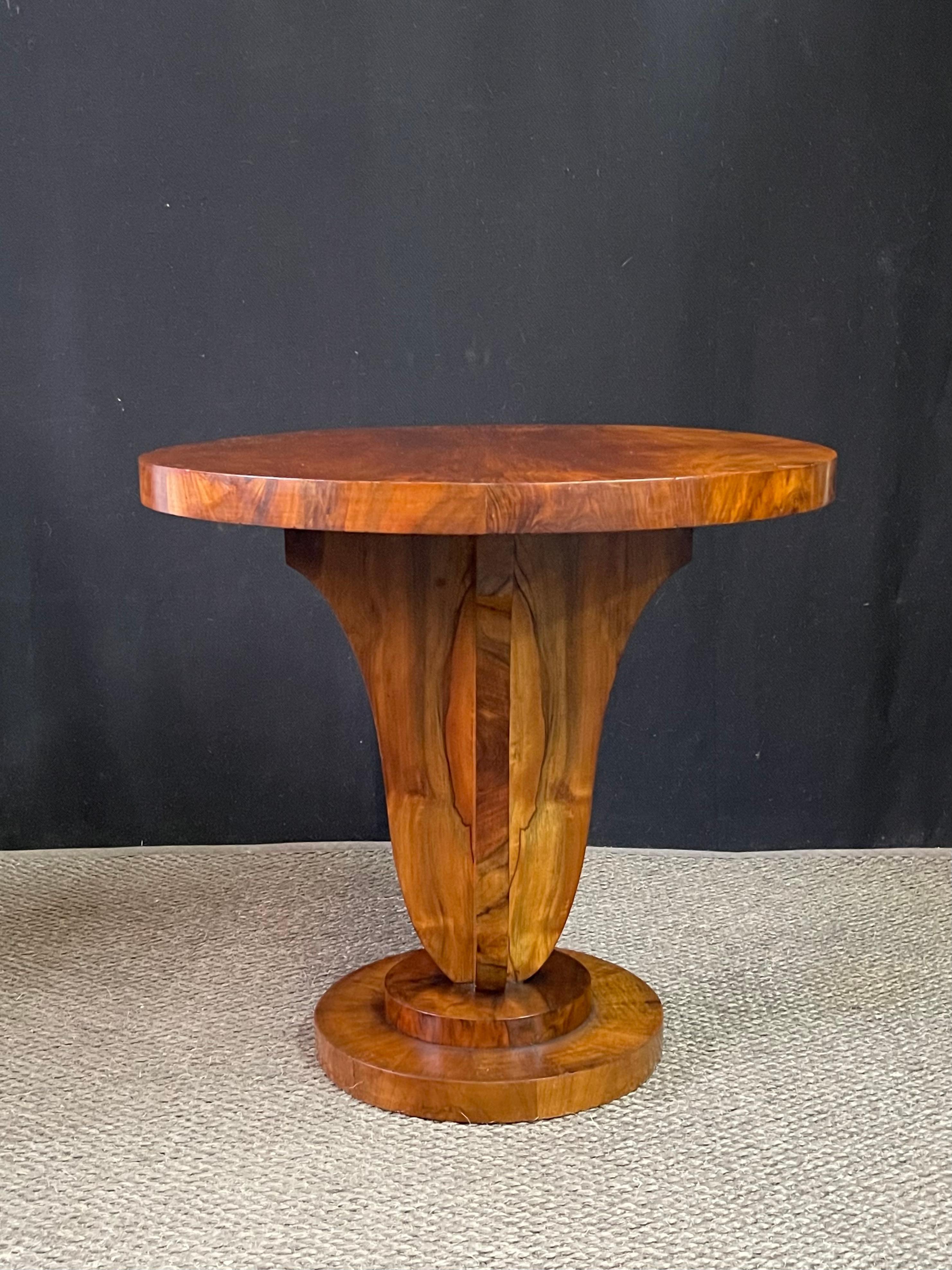 Walnut Italian Art Deco Burl Wood Side Table