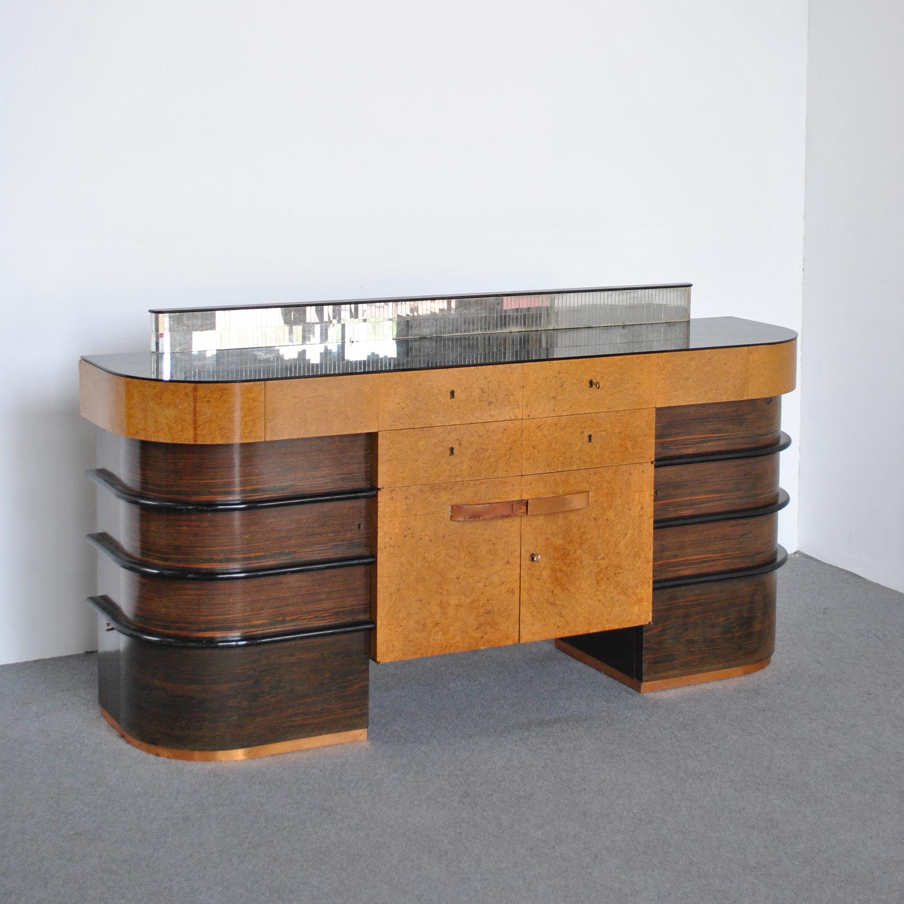 Armoire Art déco italienne des années 1940 en vente 3