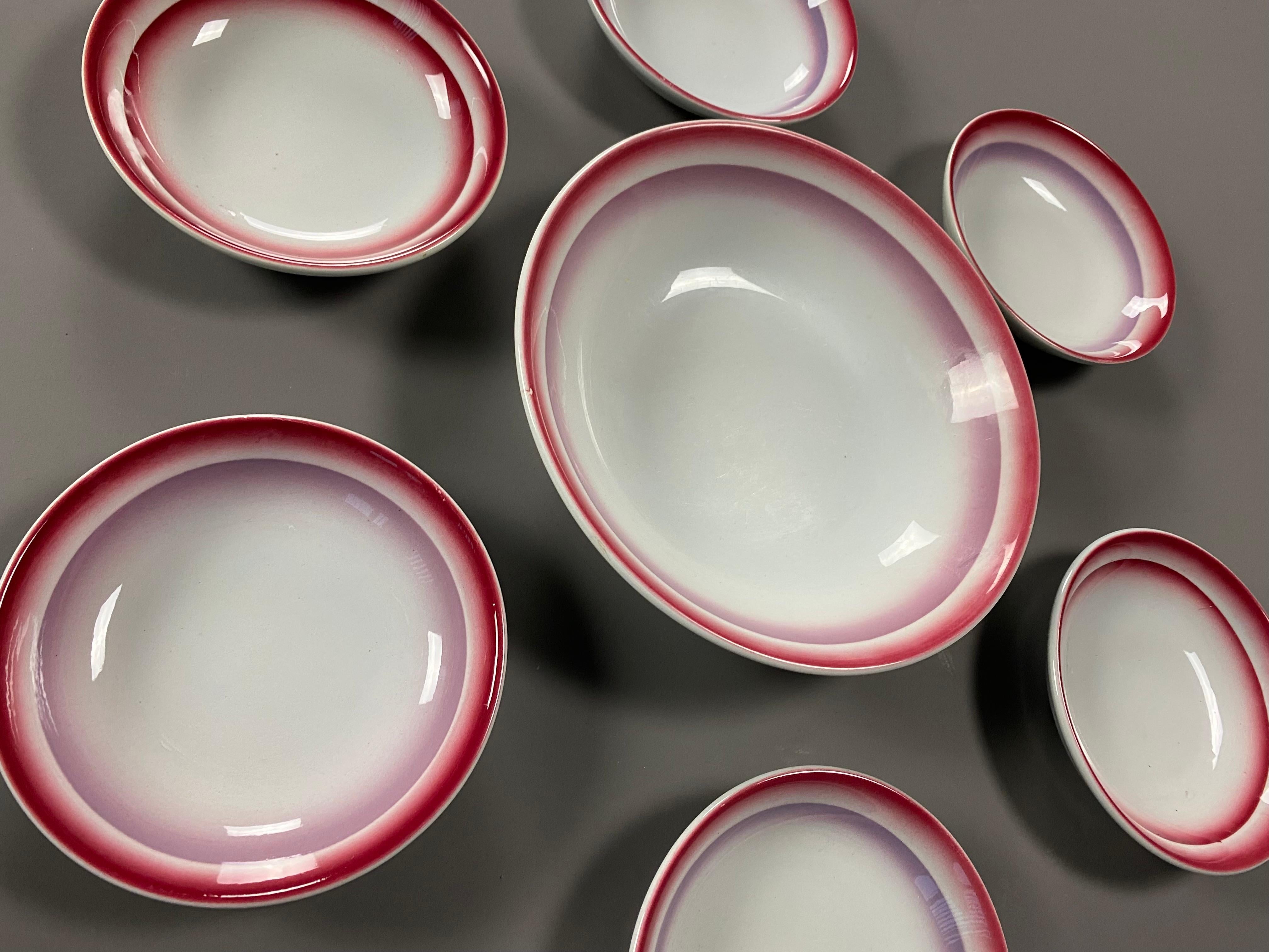 Mid-20th Century Italian Art Deco Ceramic Snack Bowls For Sale