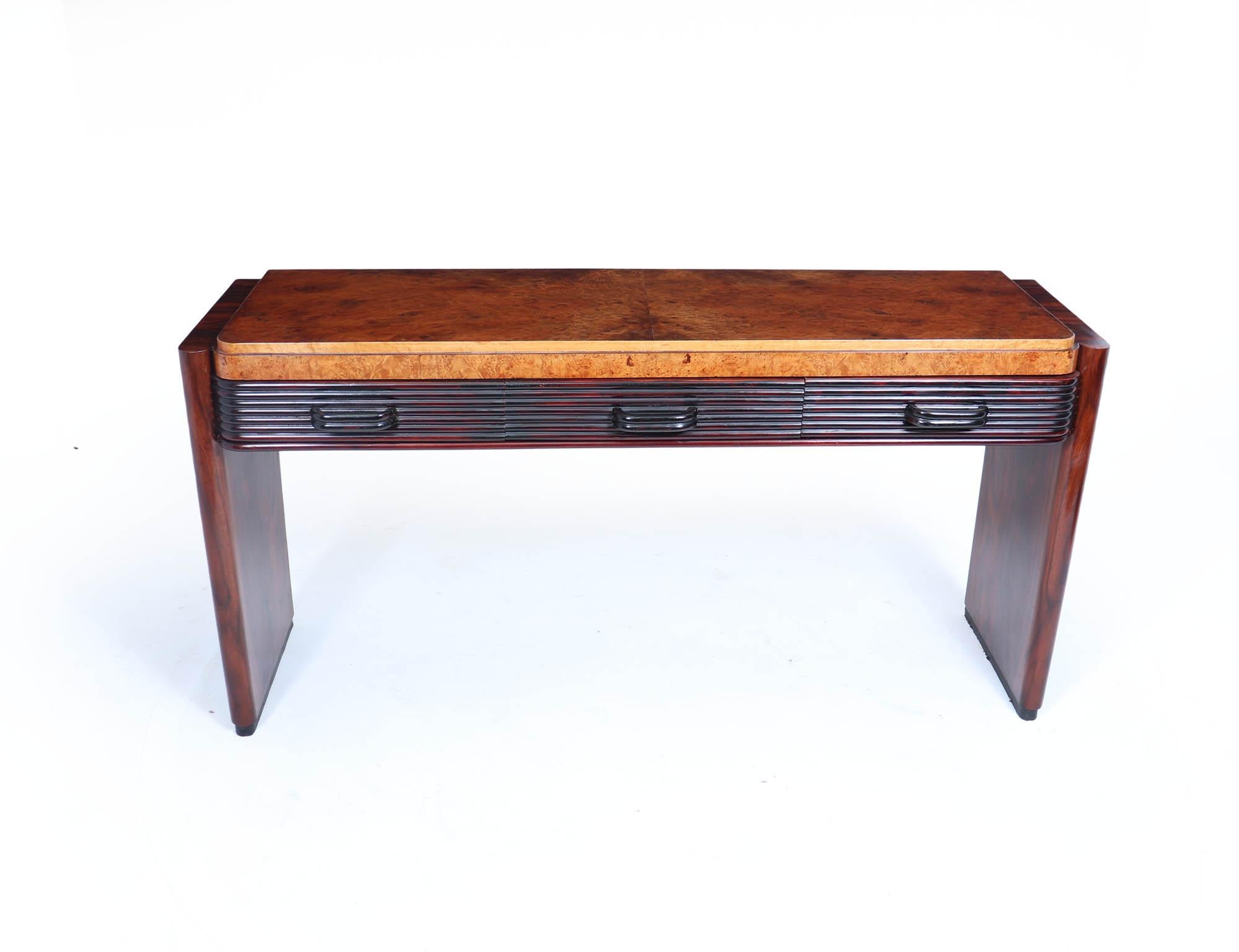 Italian Art Deco Console Table In Excellent Condition For Sale In Paddock Wood Tonbridge, GB